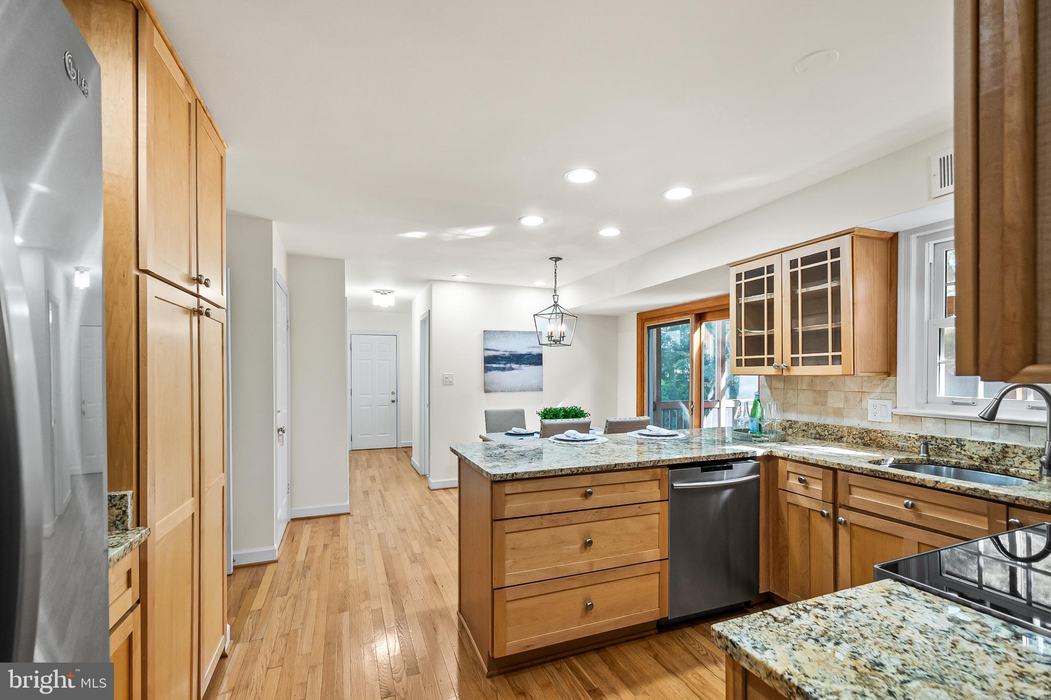 BURKE CENTRE - Residential