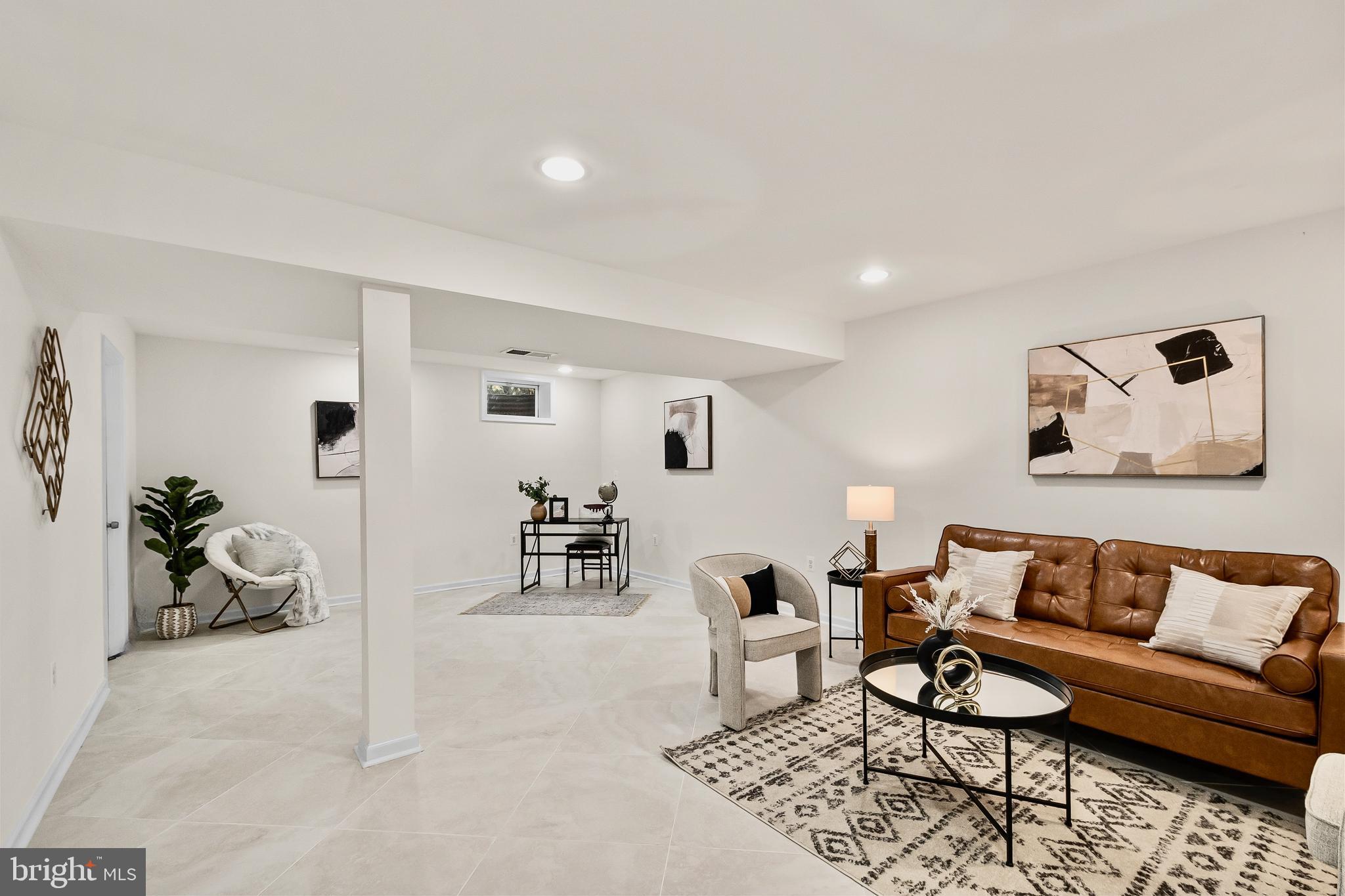 BURKE CENTRE - Residential