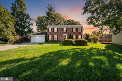 6003 LINCOLNWOOD COURT BURKE VA 22015