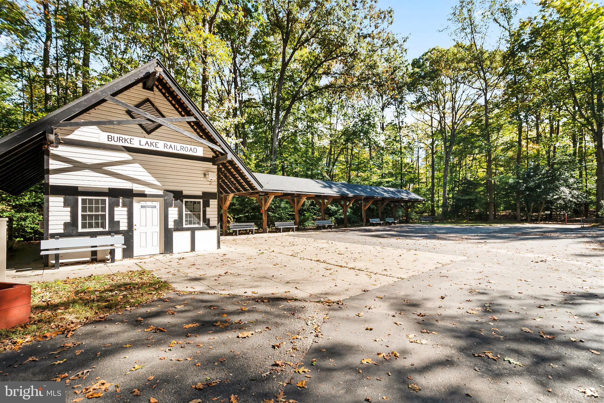 BURKE CENTRE - Residential