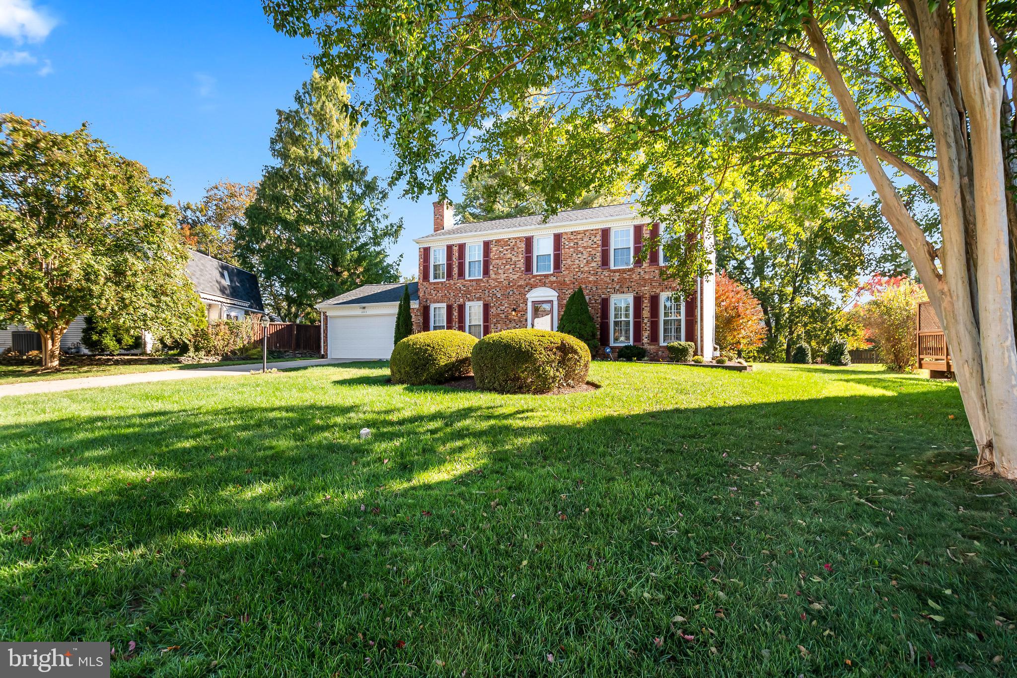 6003 LINCOLNWOOD COURT