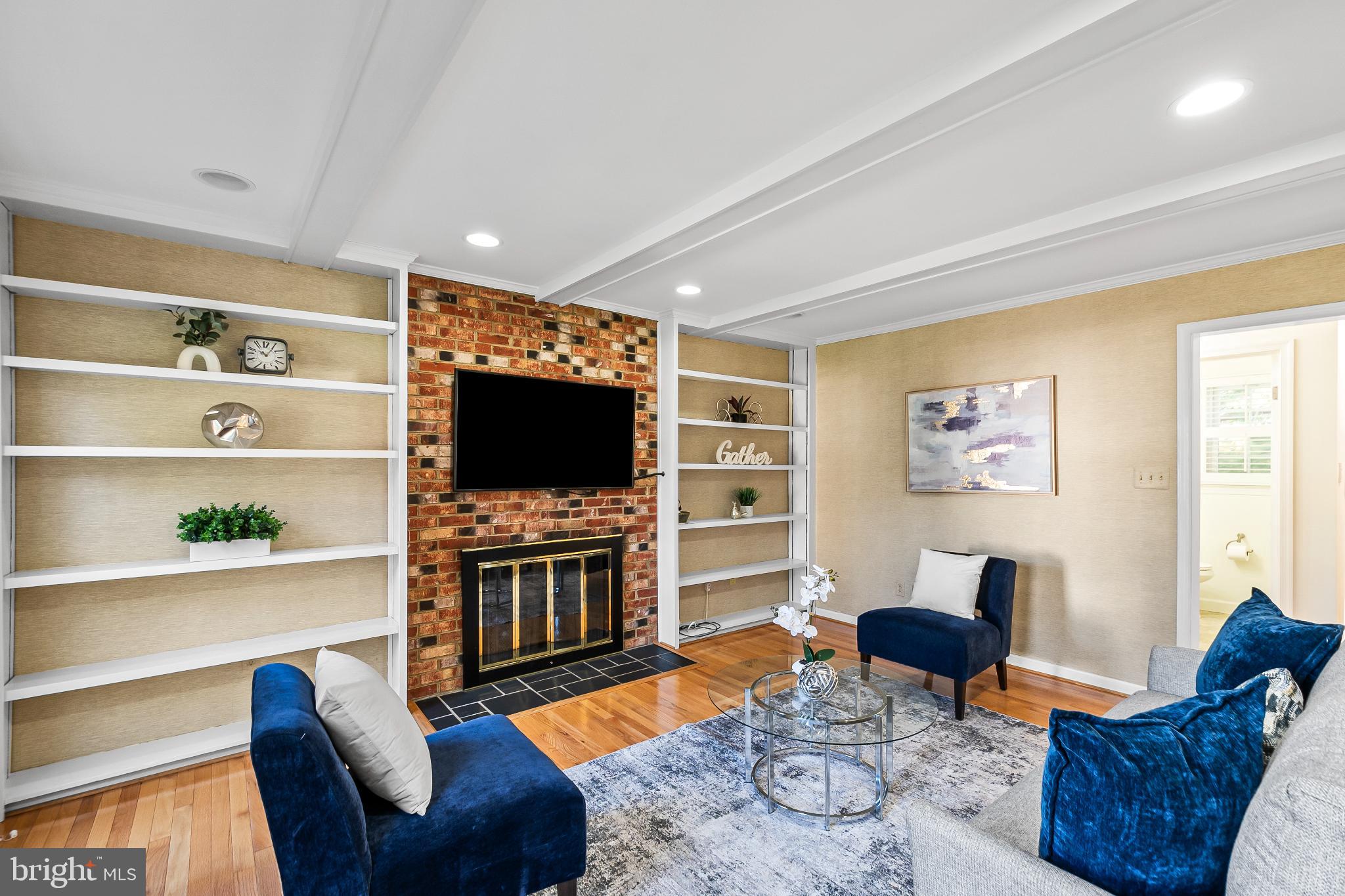 BURKE CENTRE - Residential