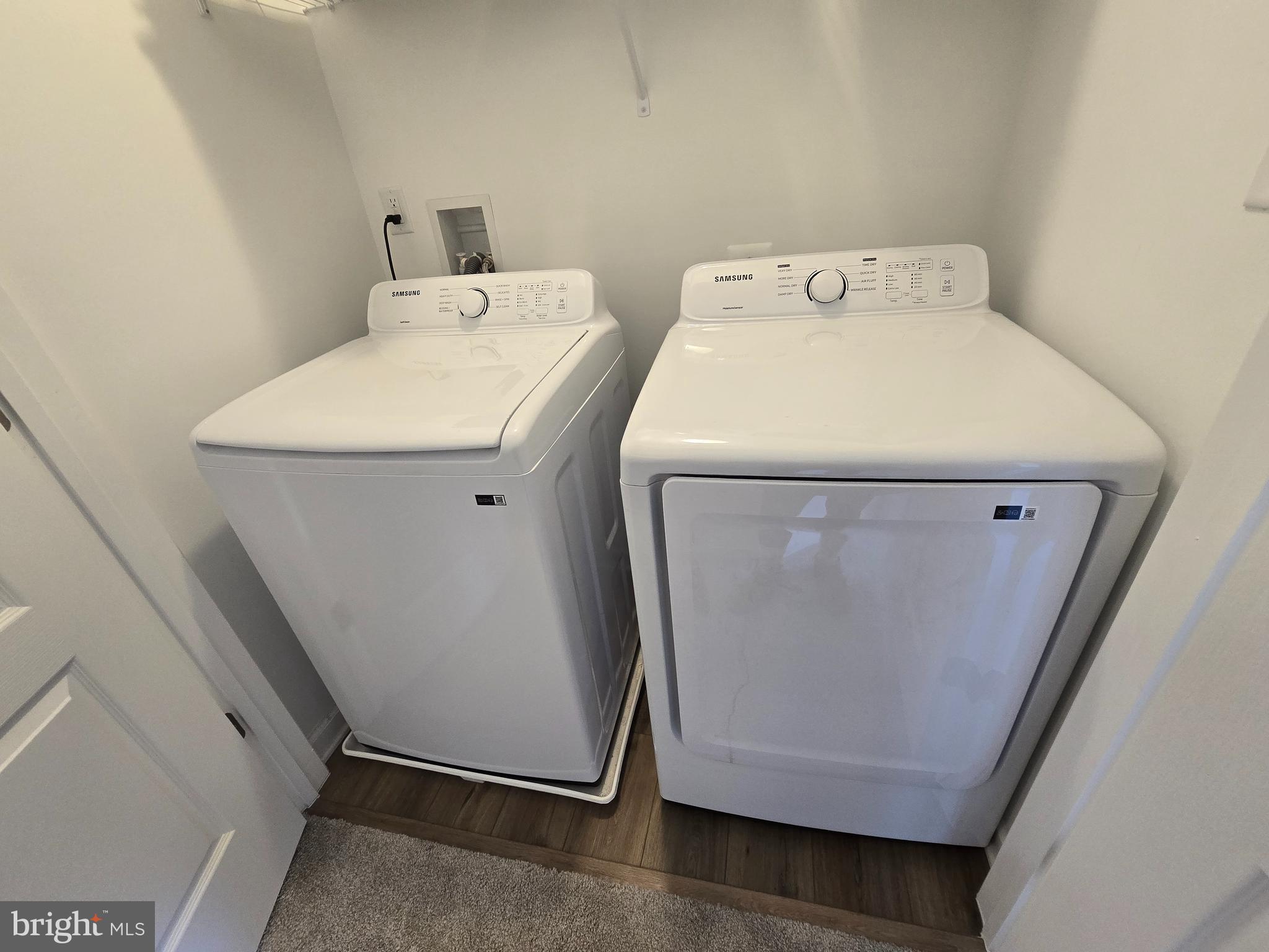 ARCHERS ROCK - Residential Lease