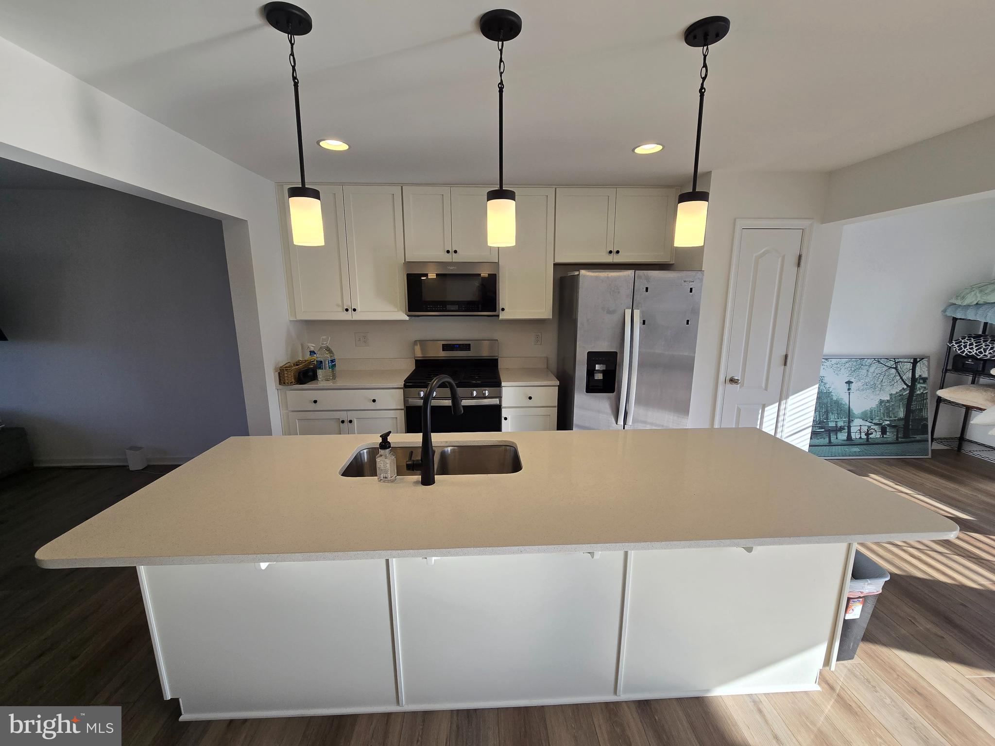 ARCHERS ROCK - Residential Lease