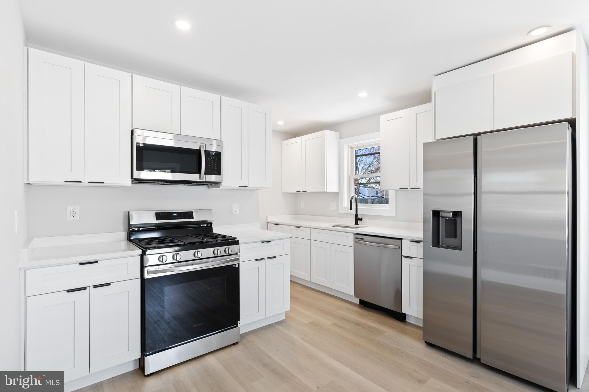 LANDOVER HILLS - Residential