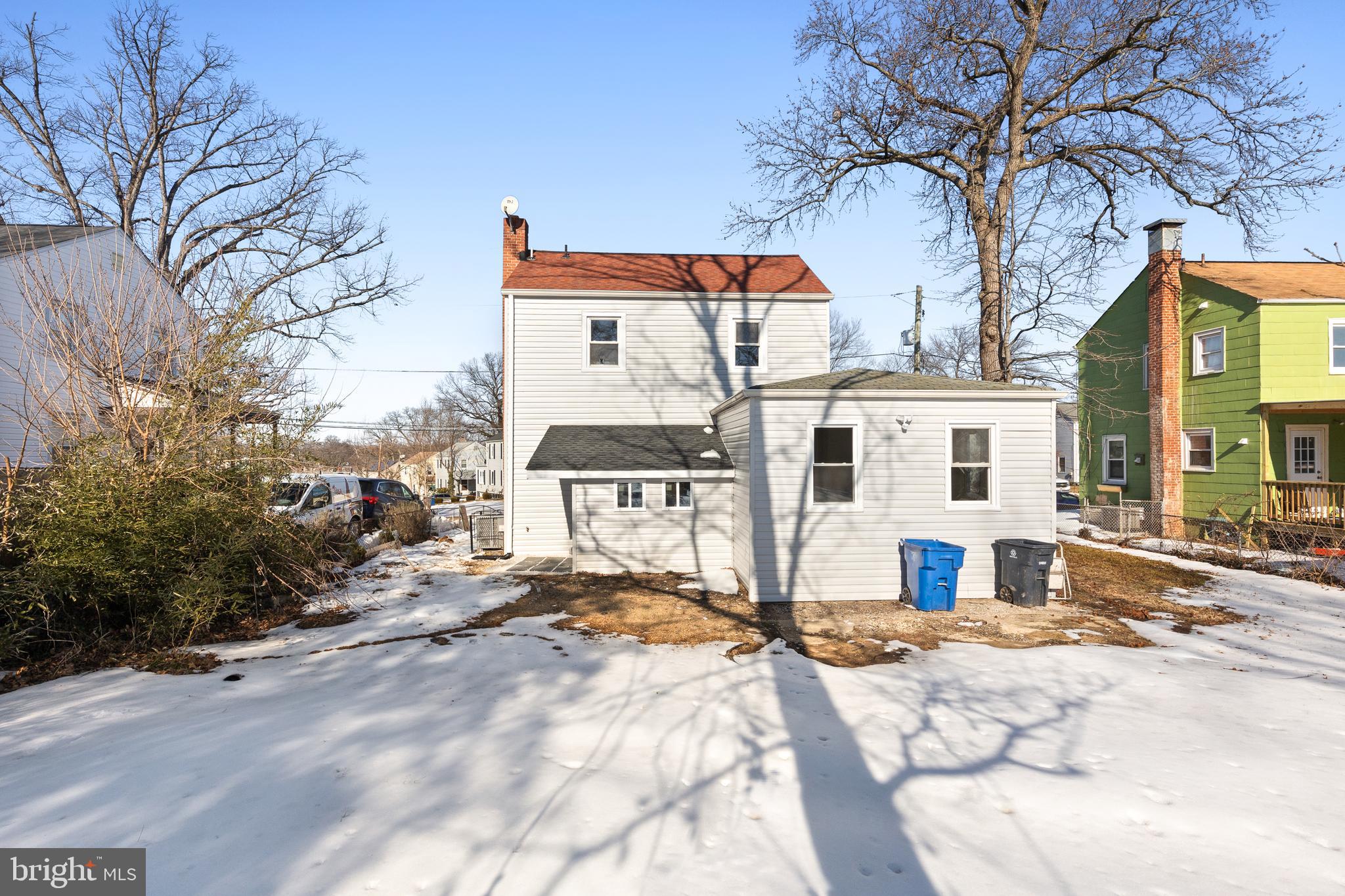 LANDOVER HILLS - Residential