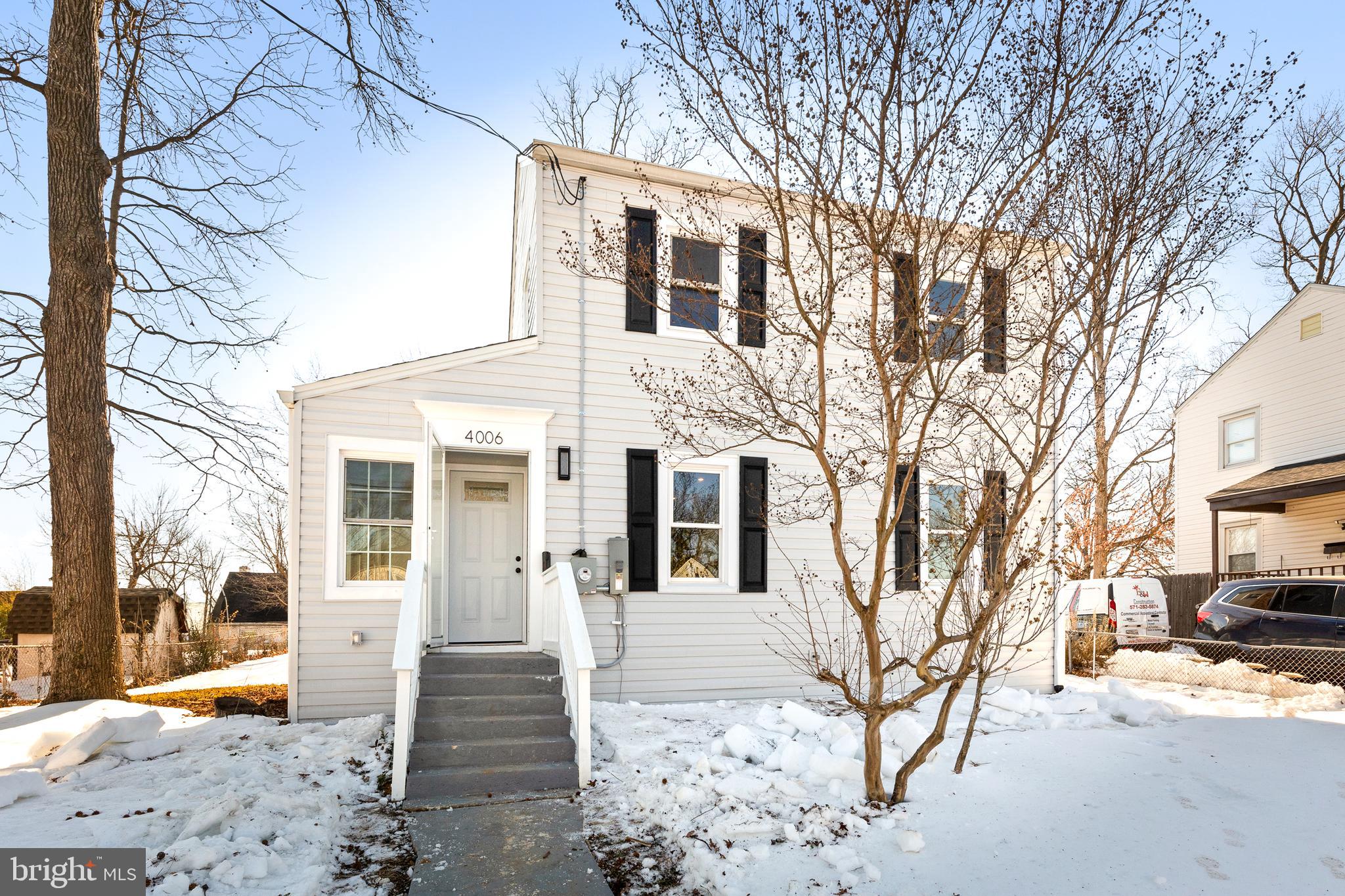 LANDOVER HILLS - Residential