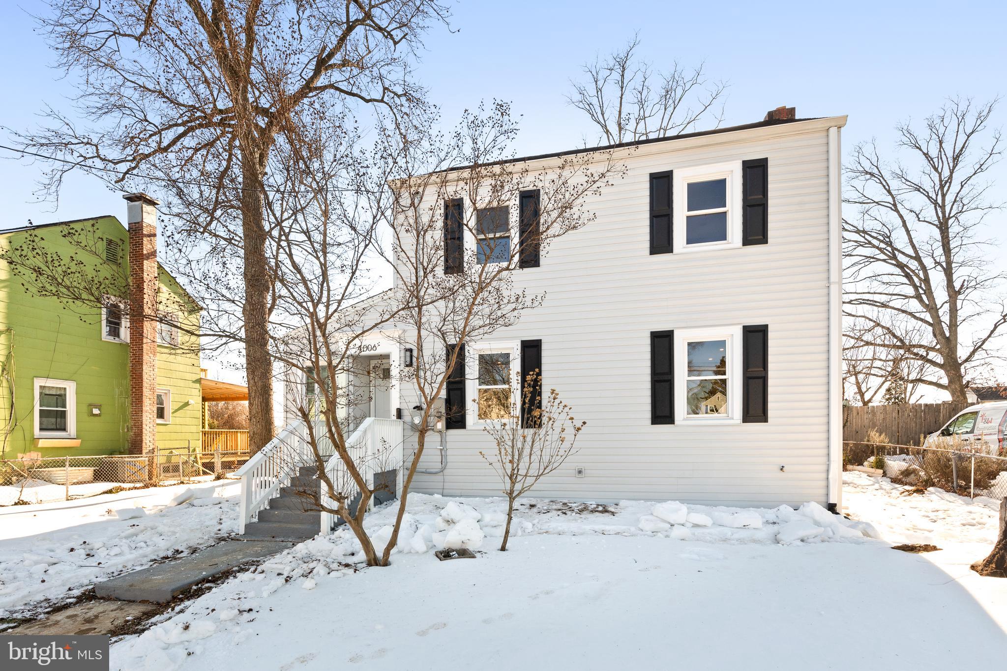 LANDOVER HILLS - Residential