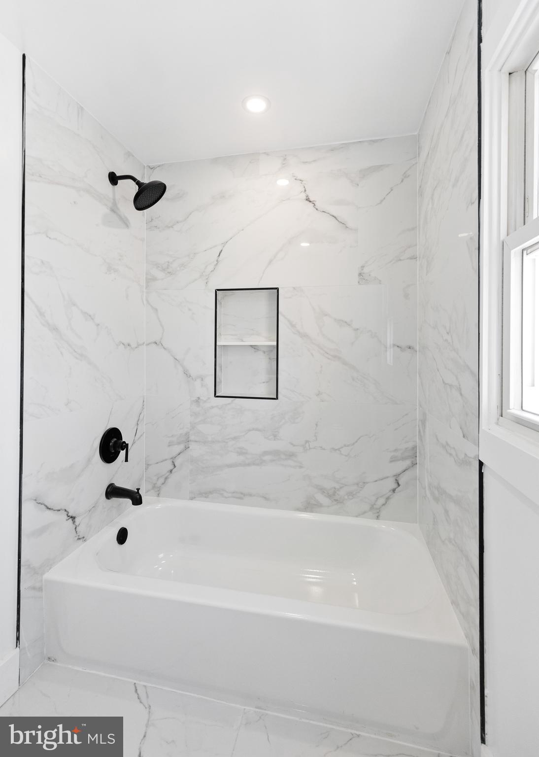 LANDOVER HILLS - Residential