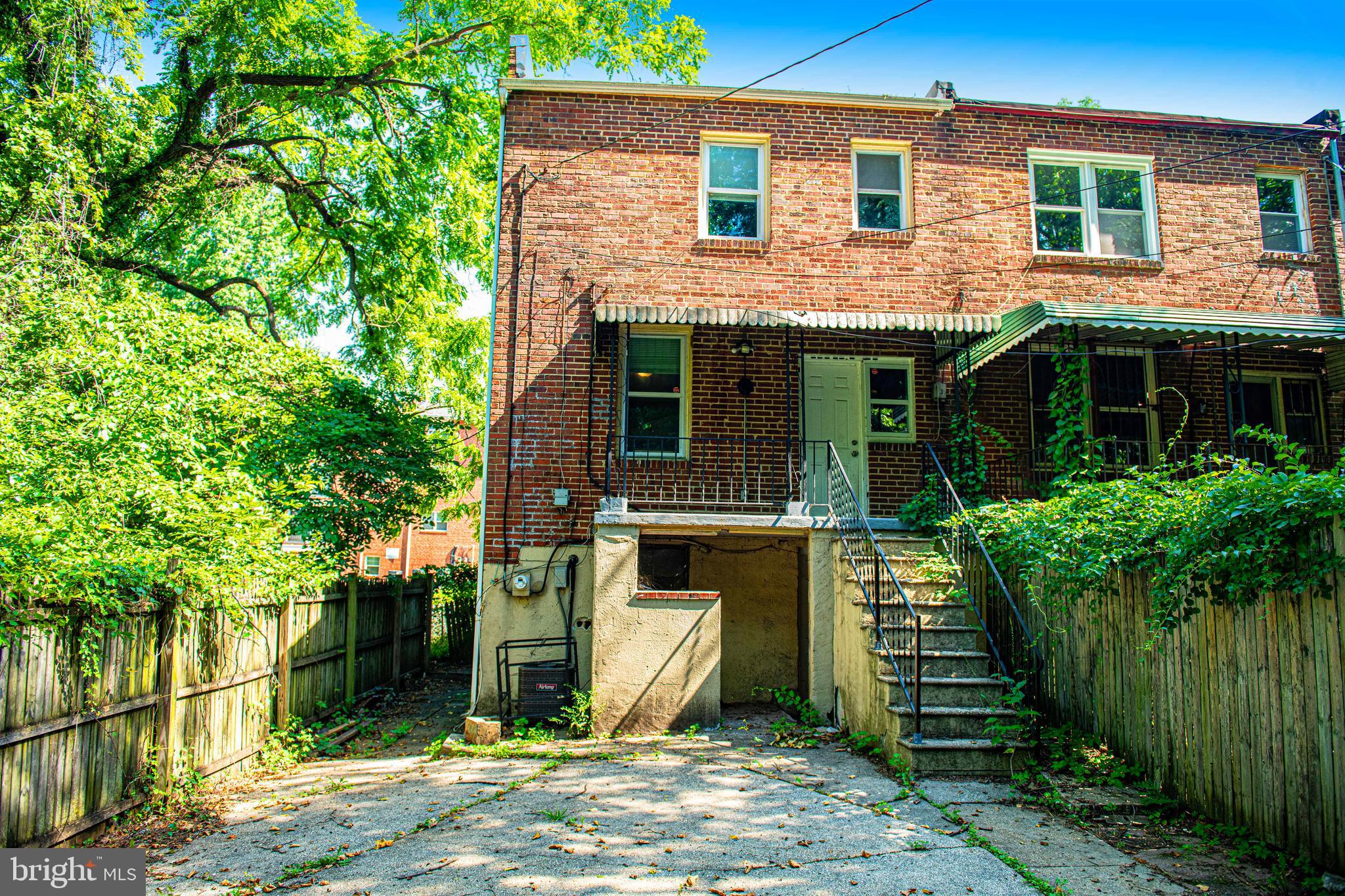 ROSEMONT - Residential