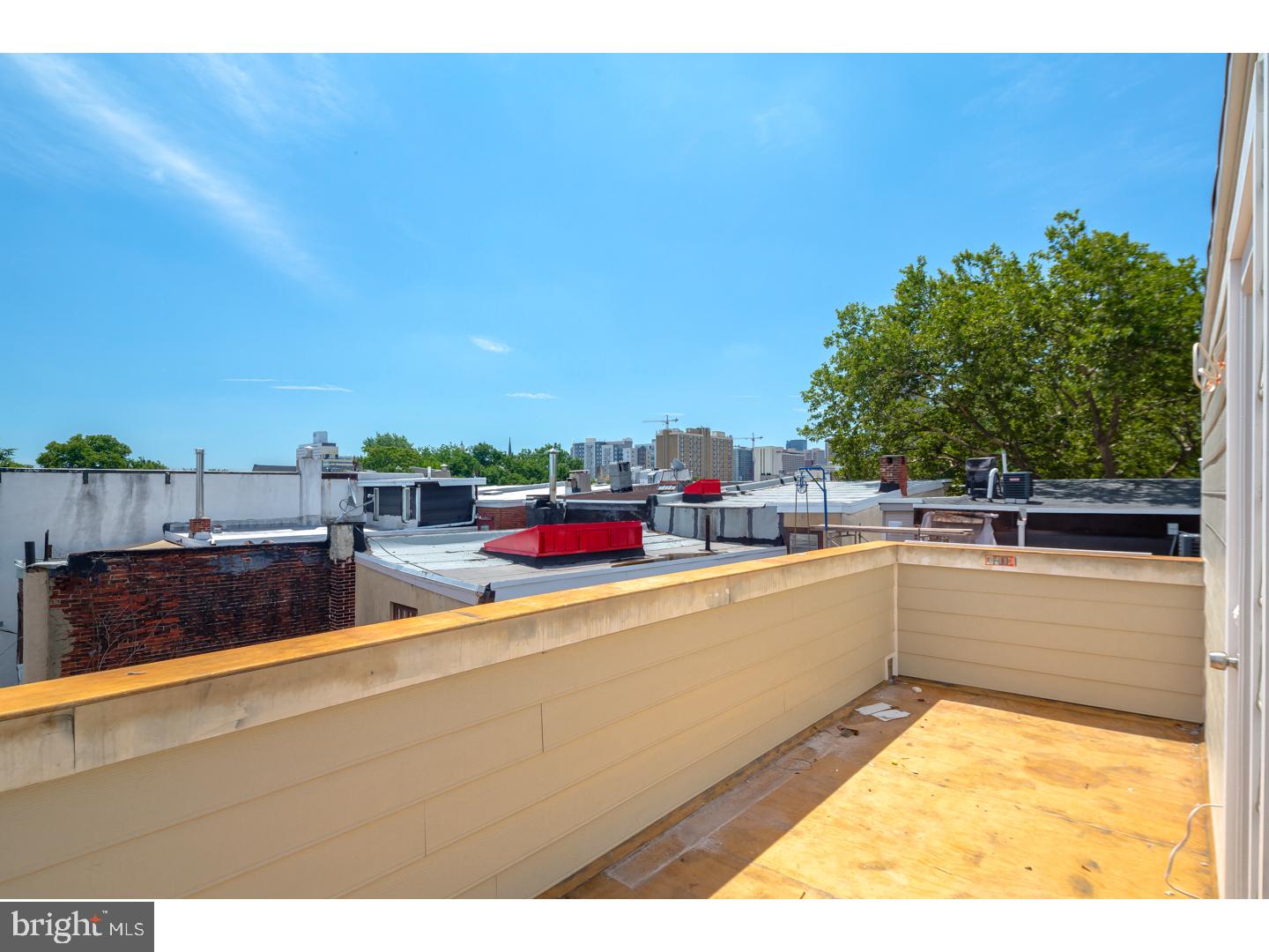 ART MUSEUM AREA - Residential Income