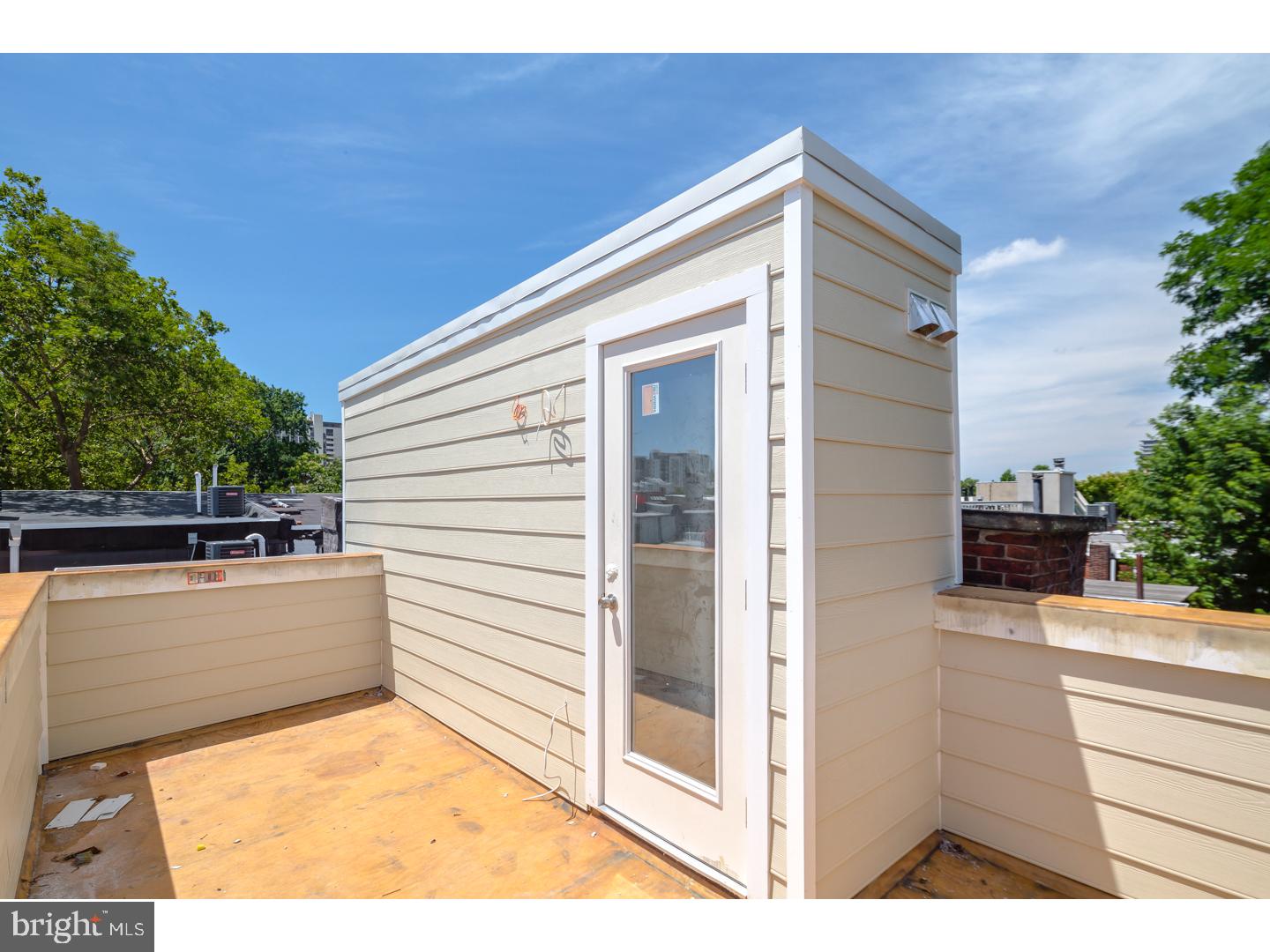 ART MUSEUM AREA - Residential Income