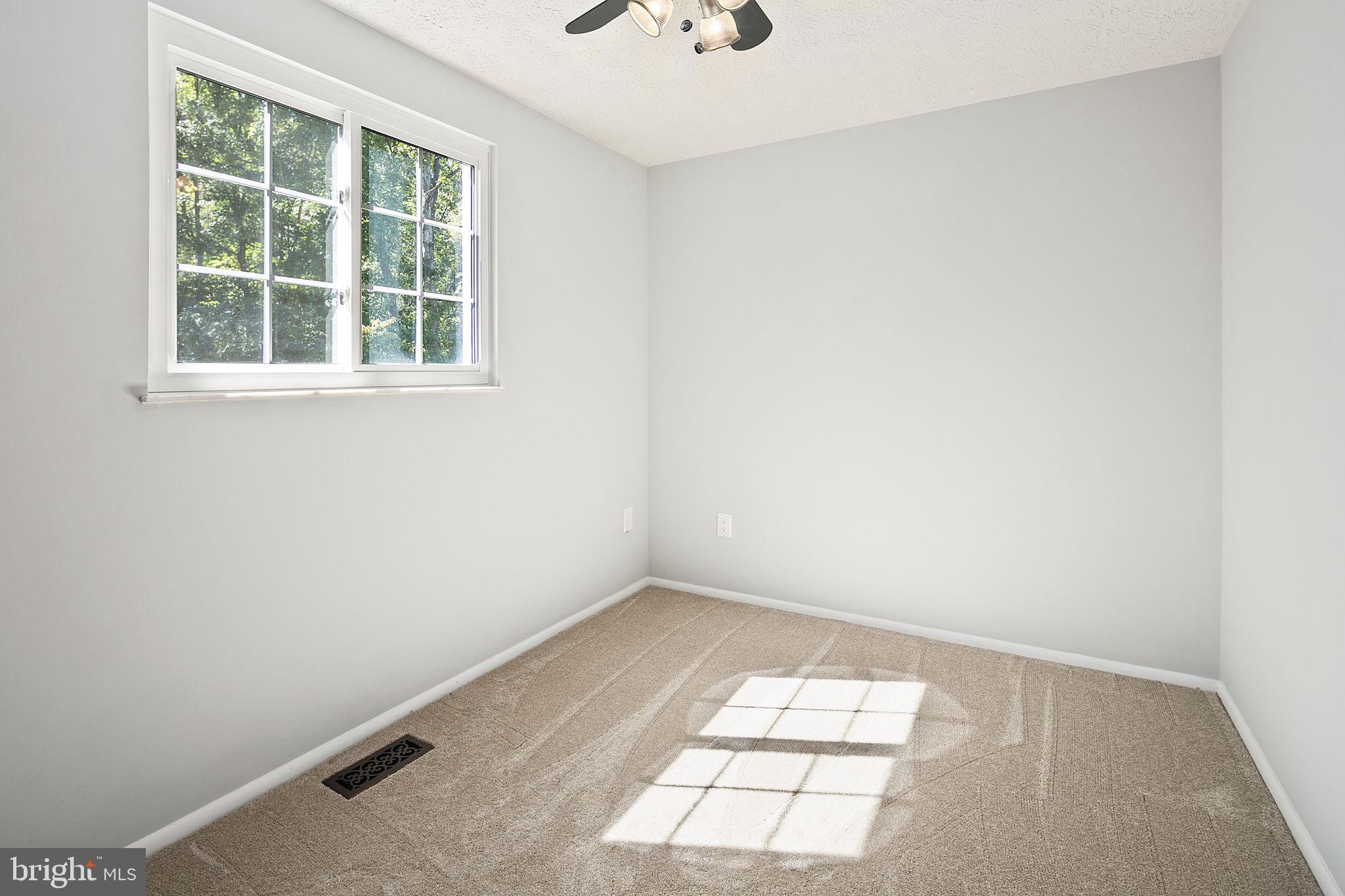 NEWINGTON FOREST - Residential