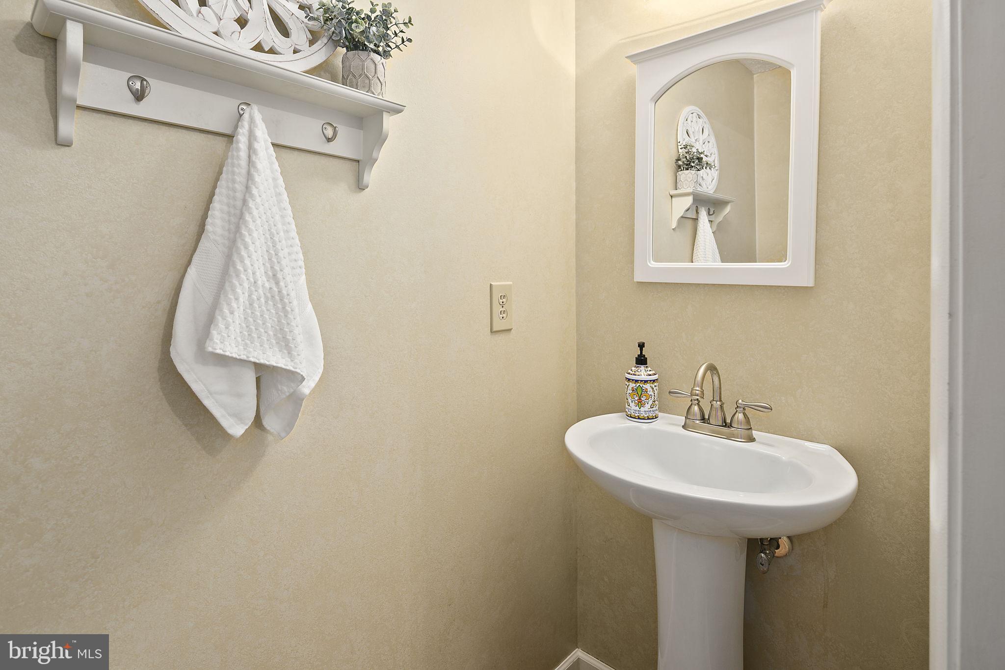 NEWINGTON FOREST - Residential