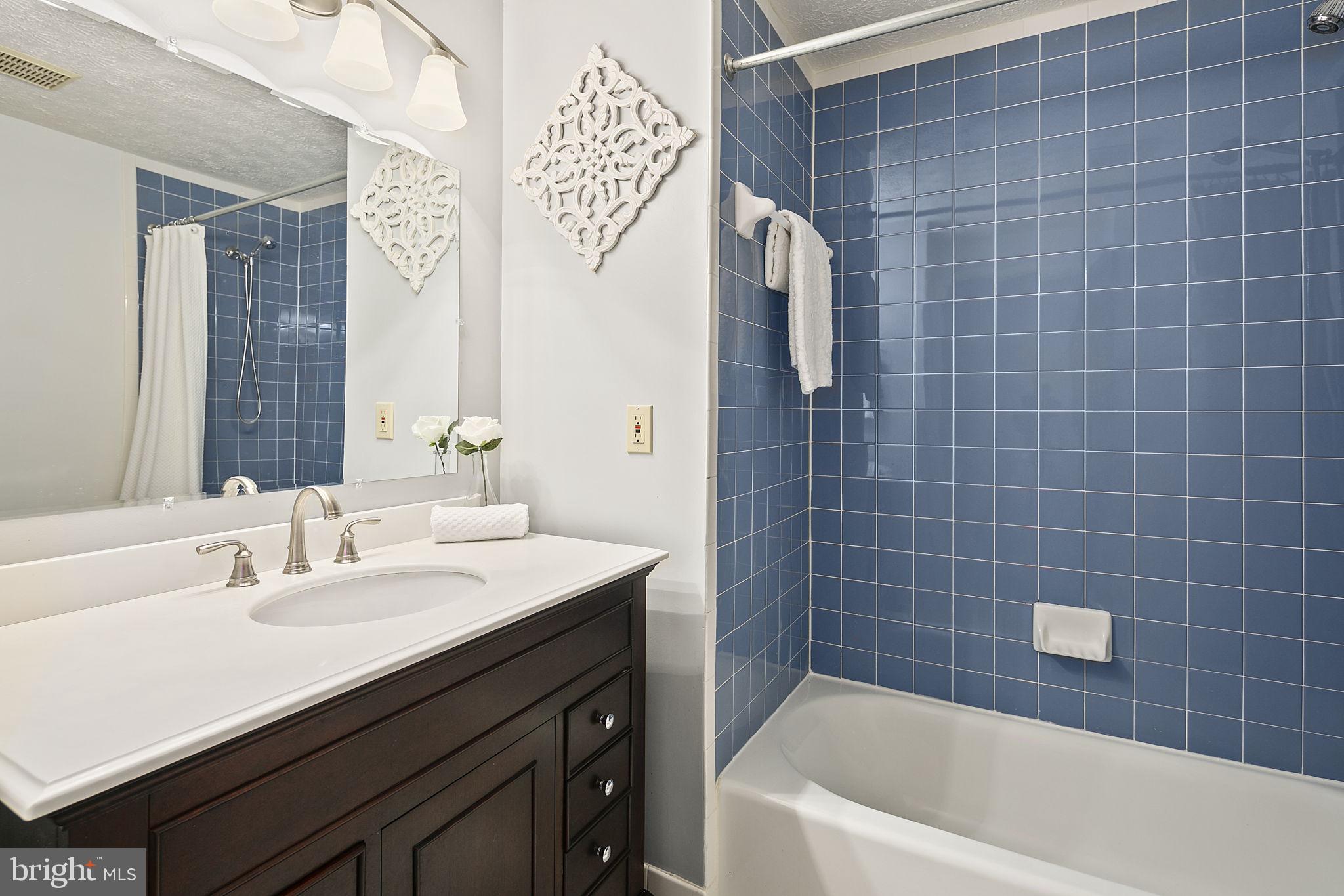 NEWINGTON FOREST - Residential