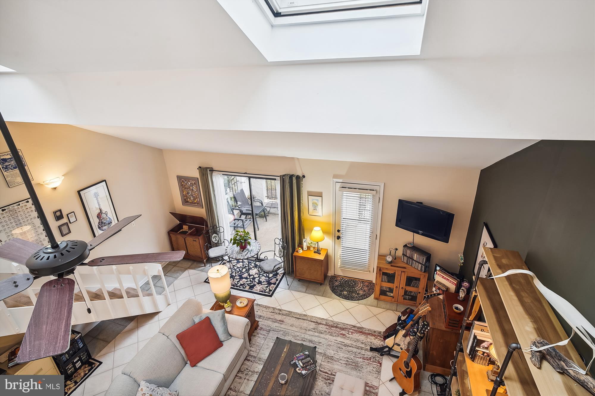 QUEENS LANDING - Residential