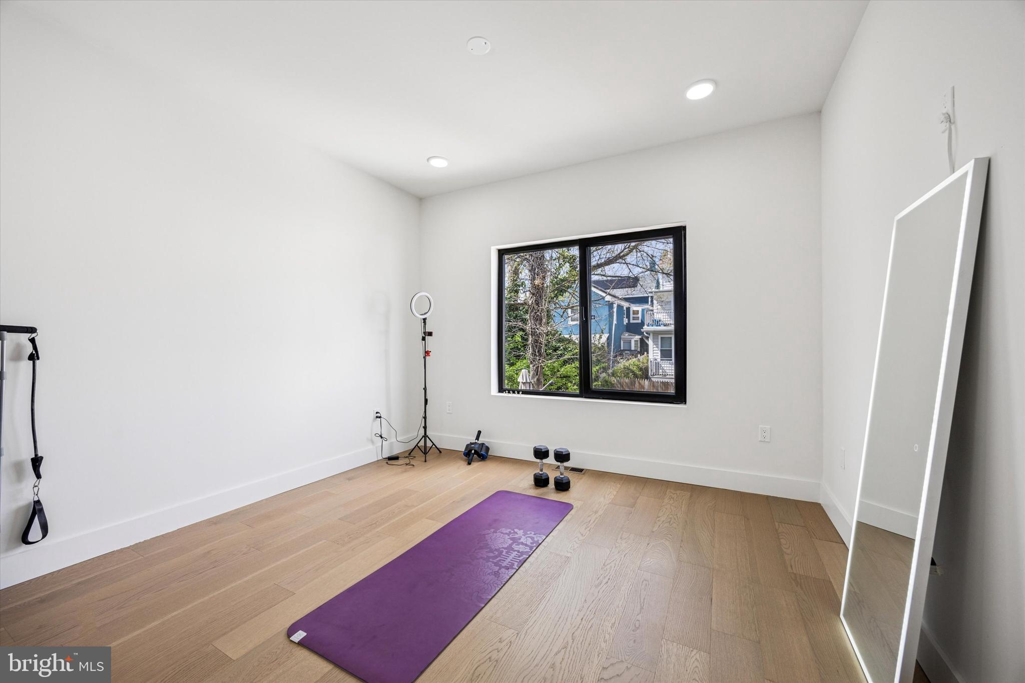 HOLMESBURG - Residential