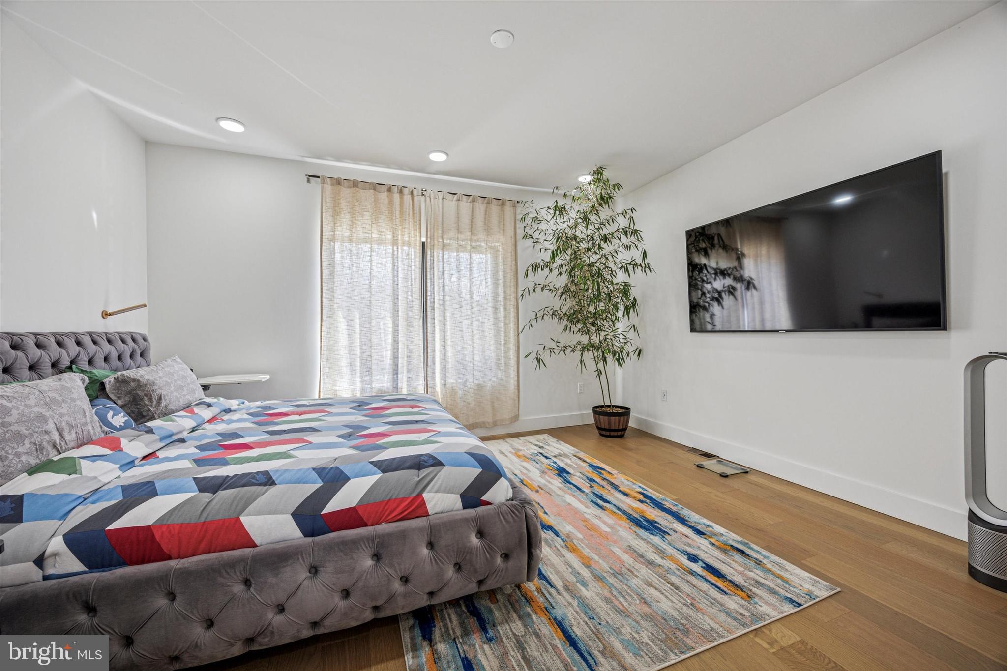 HOLMESBURG - Residential
