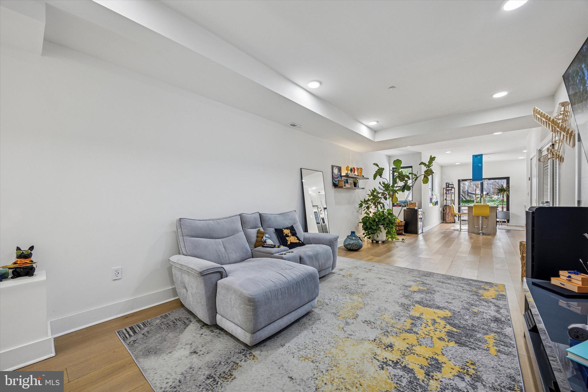 HOLMESBURG - Residential