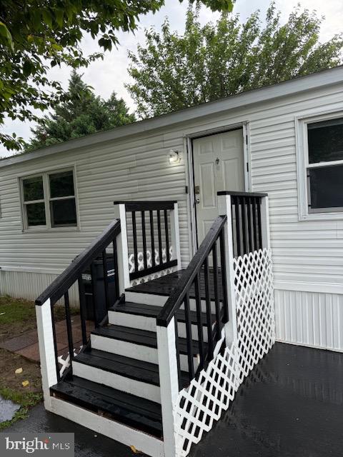 141 DAFFODIL DRIVE 141
