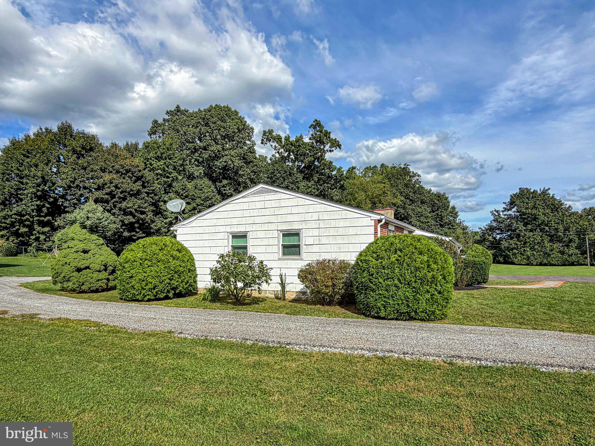 137 MARTINS CORNER ROAD