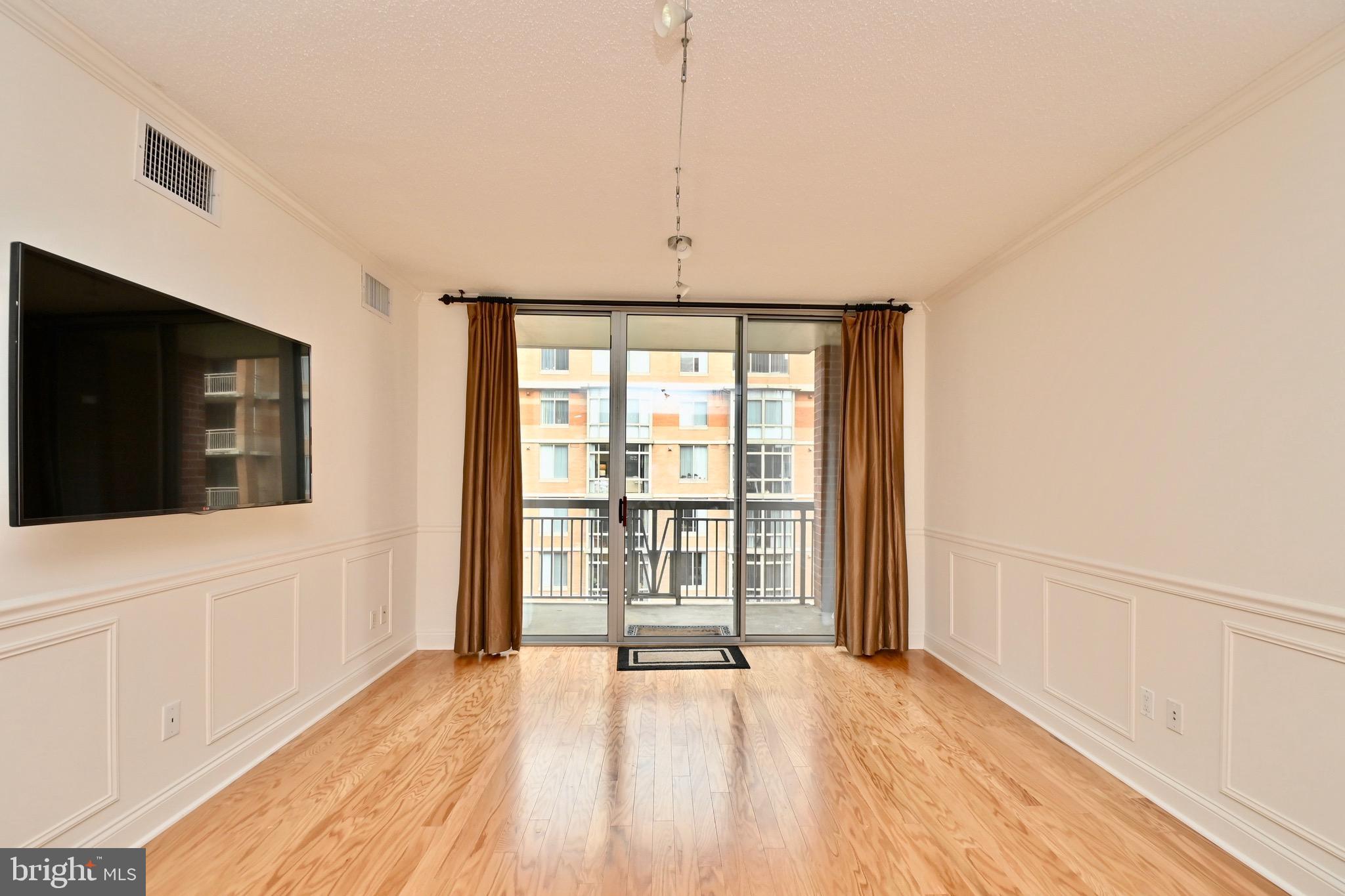 1020 N HIGHLAND STREET 807