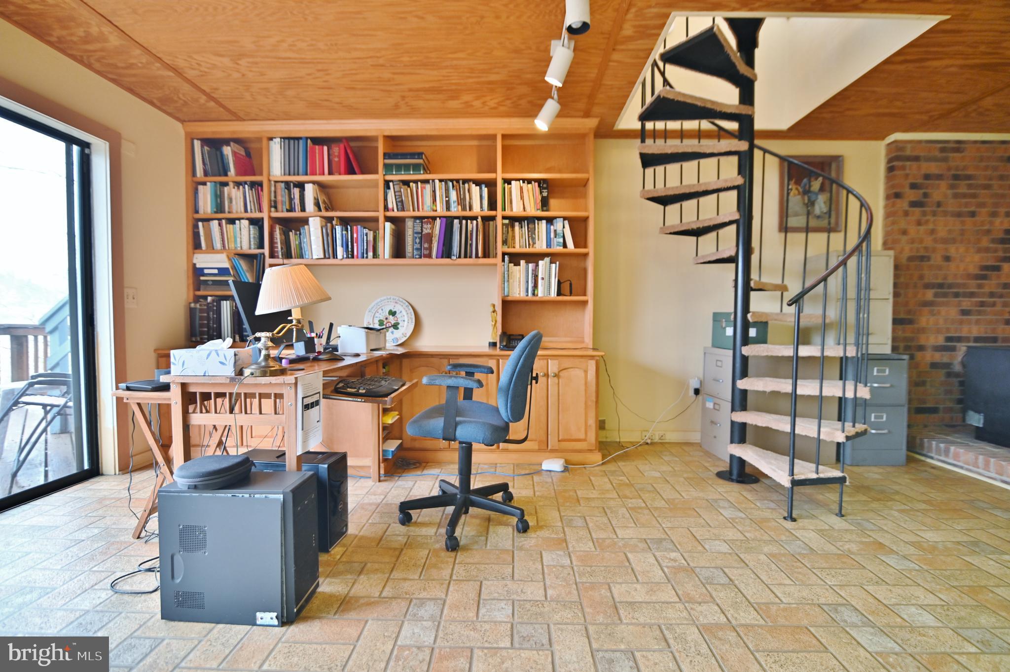 SUNSET RIDGE - Residential