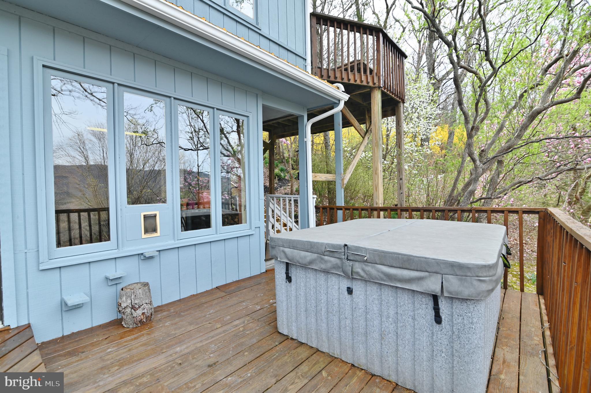 SUNSET RIDGE - Residential