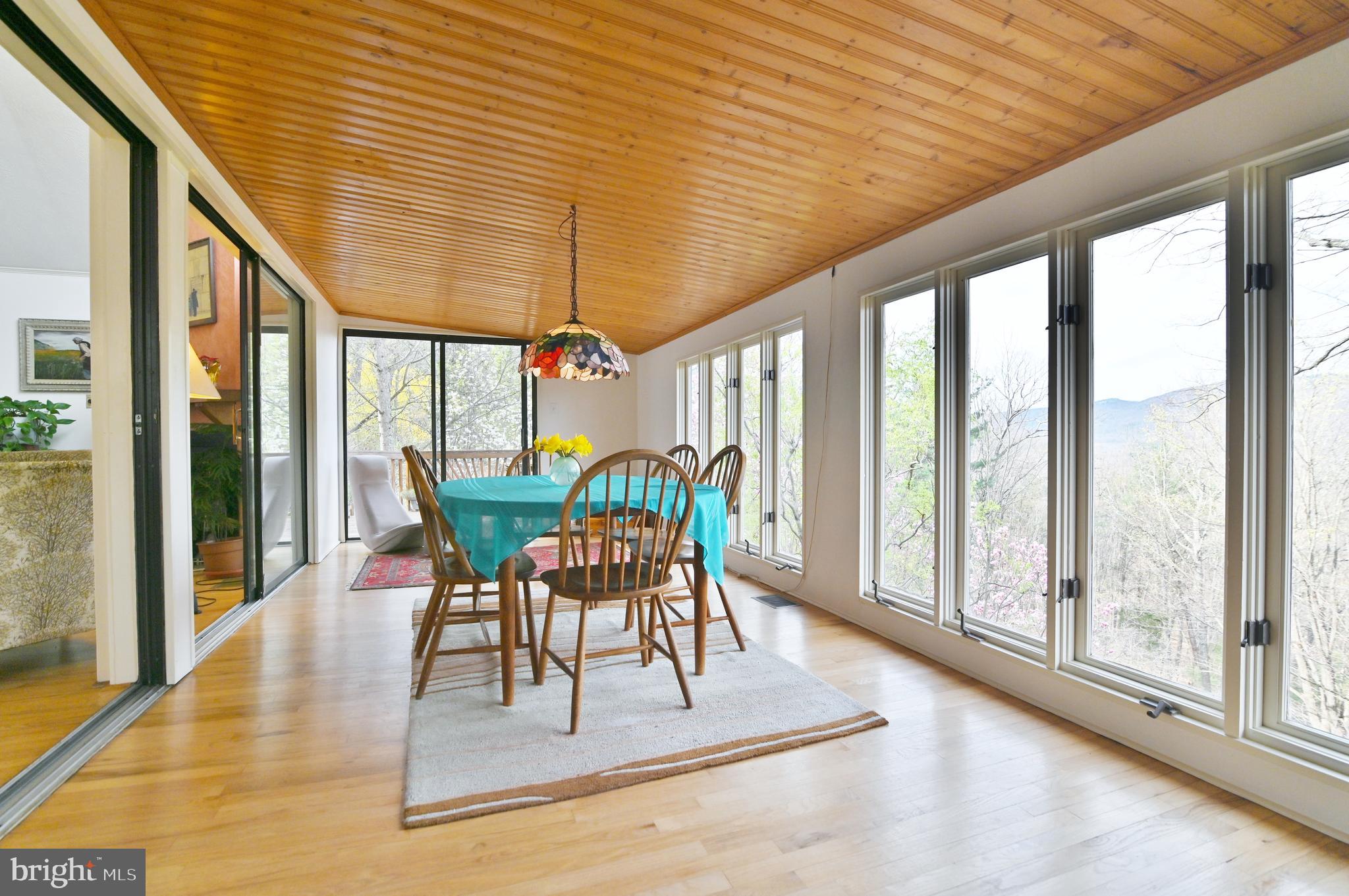 SUNSET RIDGE - Residential