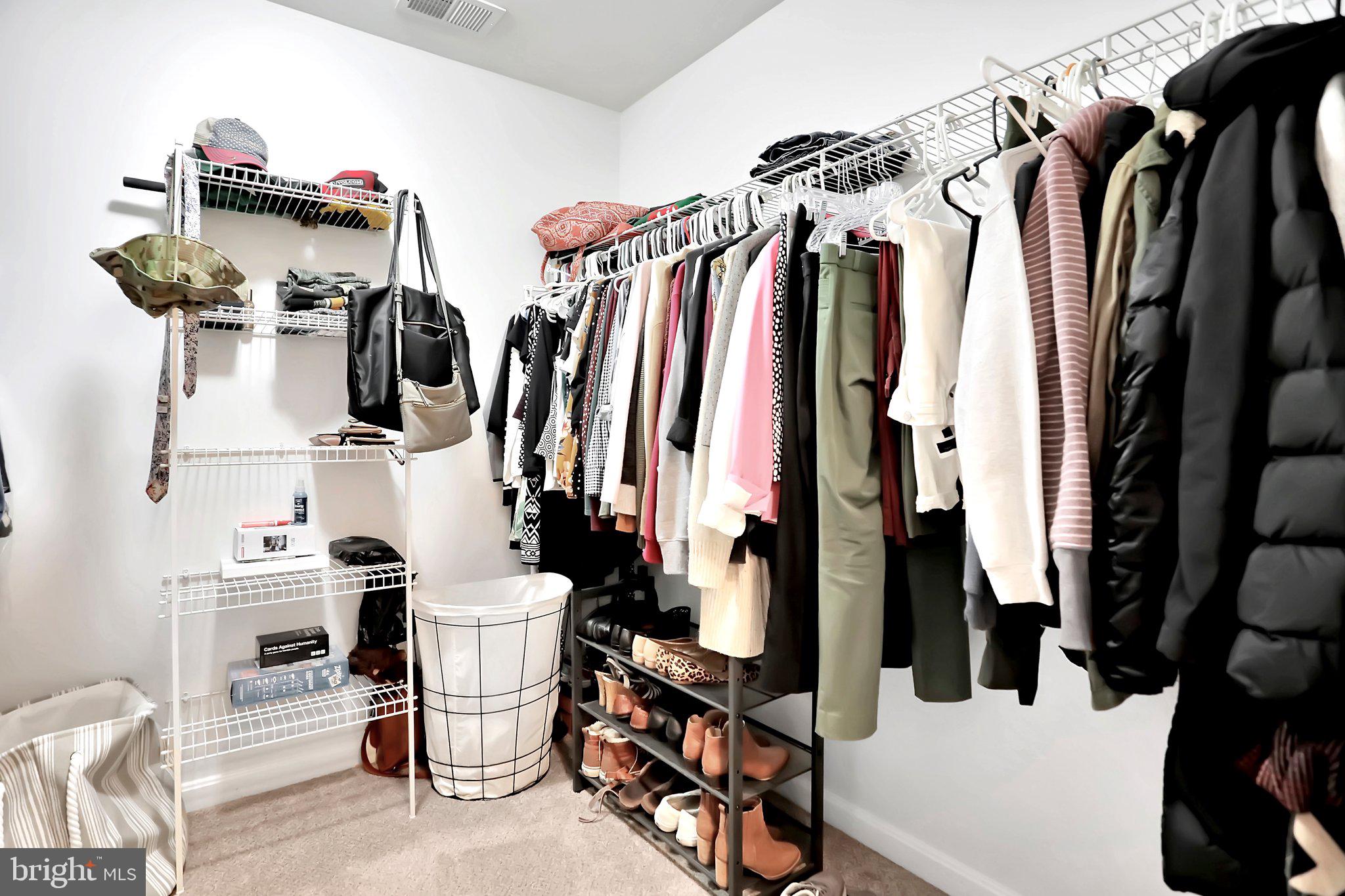 LIBERTY RUN - Residential