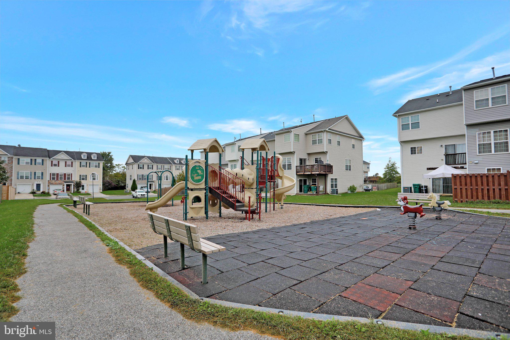 LIBERTY RUN - Residential