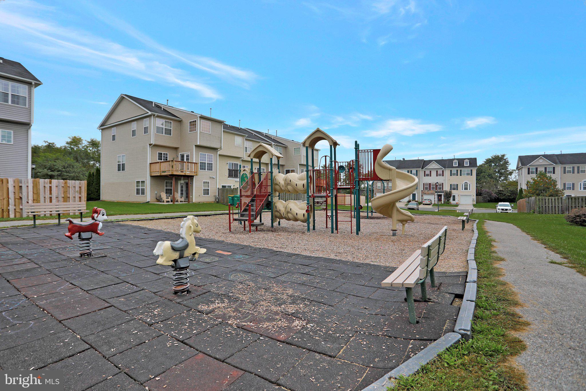 LIBERTY RUN - Residential