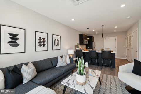 Condo For Rent - 3449 Scotts Lane #A204<br/> PHILADELPHIA, PA 19129