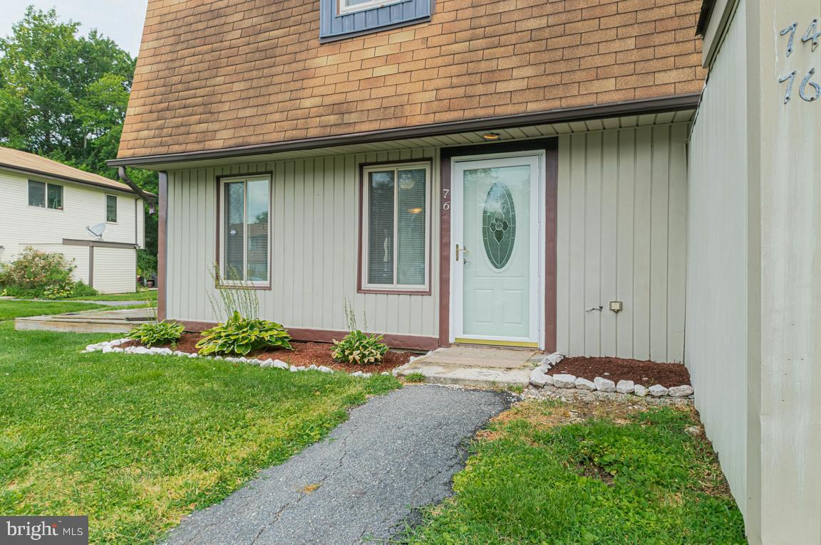 76 KING HENRY CIRCLE 76B