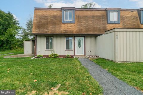 76 KING HENRY CIRCLE 76B BALTIMORE MD 21237
