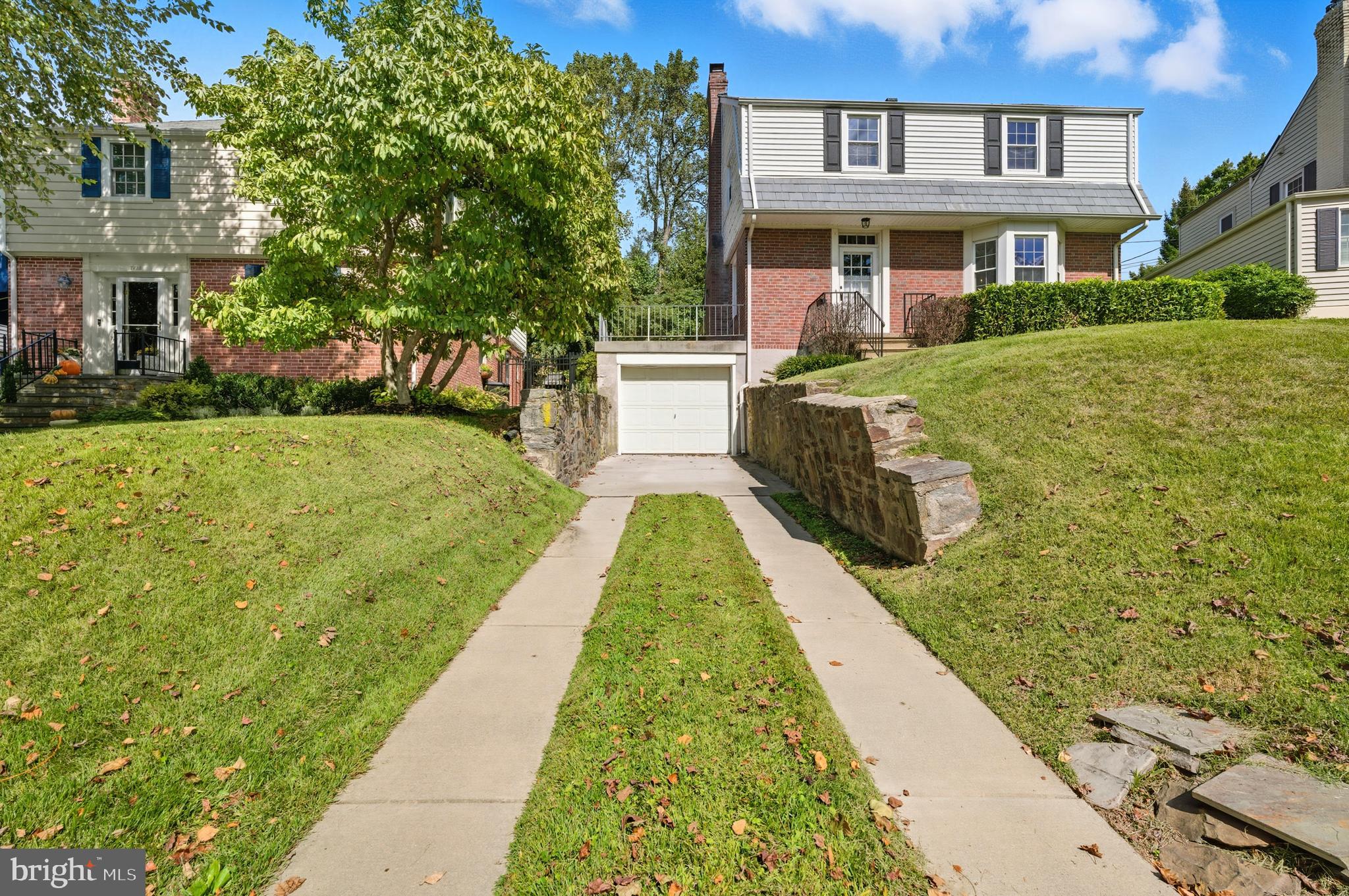 7321 YORKTOWNE DRIVE