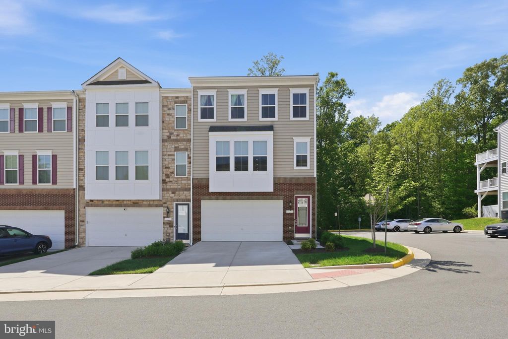 Photo of 5076 Dimples Court, WOODBRIDGE, VA 22192 (MLS # VAPW2119820)