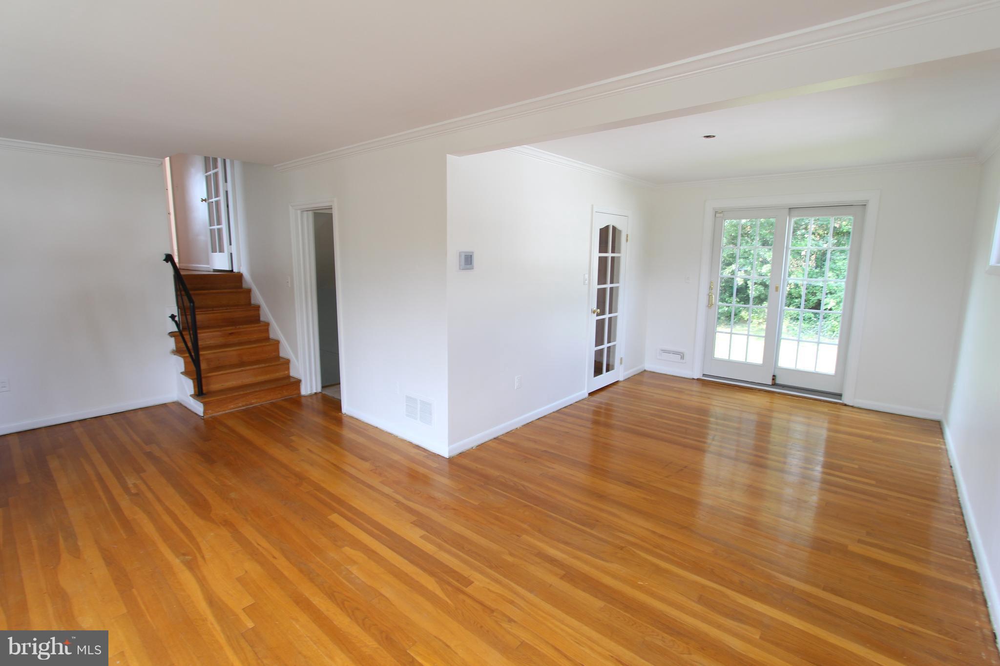 DULANEY VILLAGE - Residential