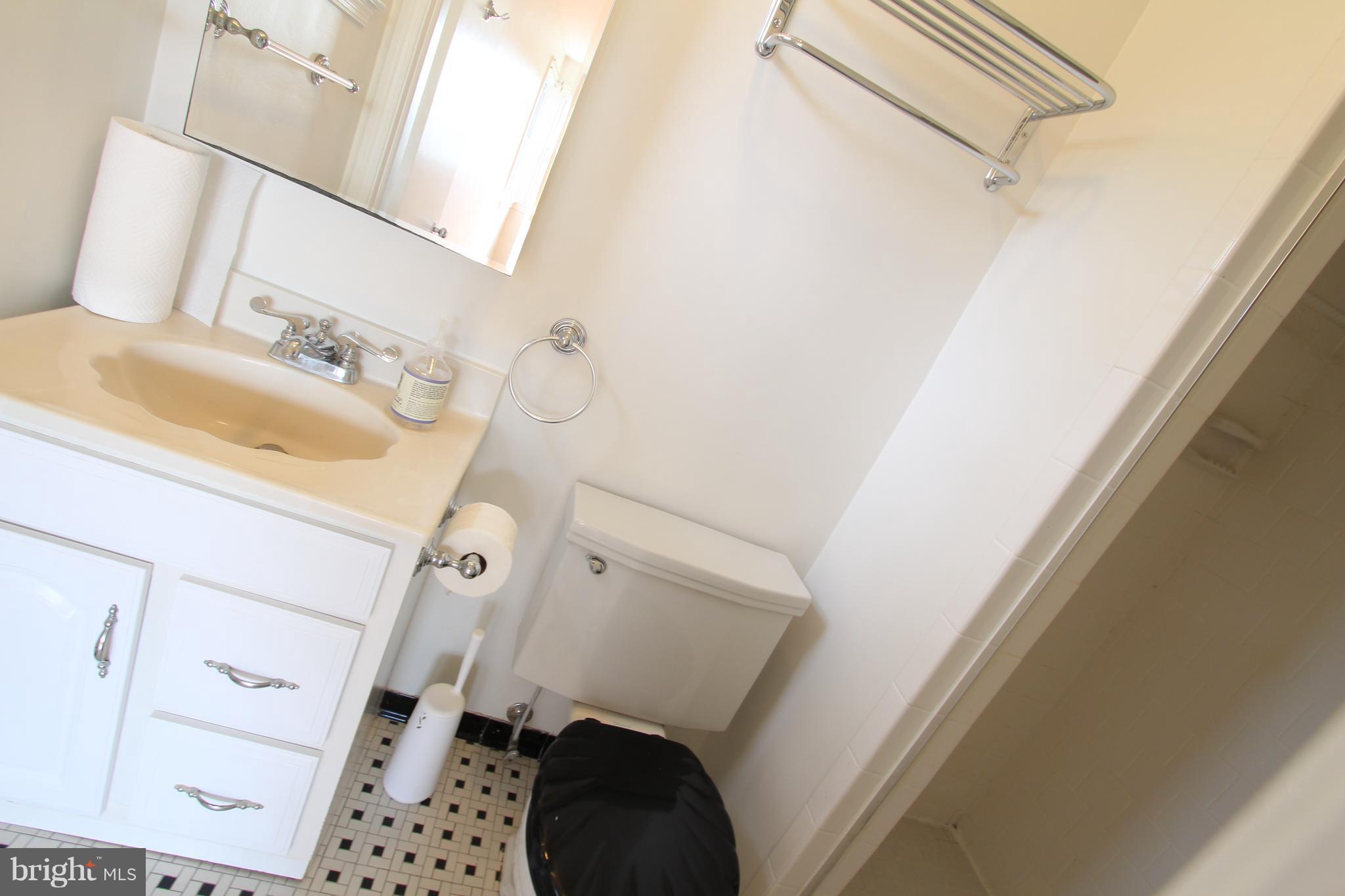 DULANEY VILLAGE - Residential