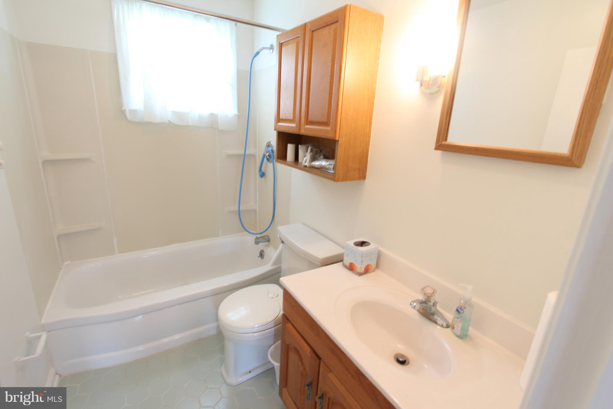 DULANEY VILLAGE - Residential