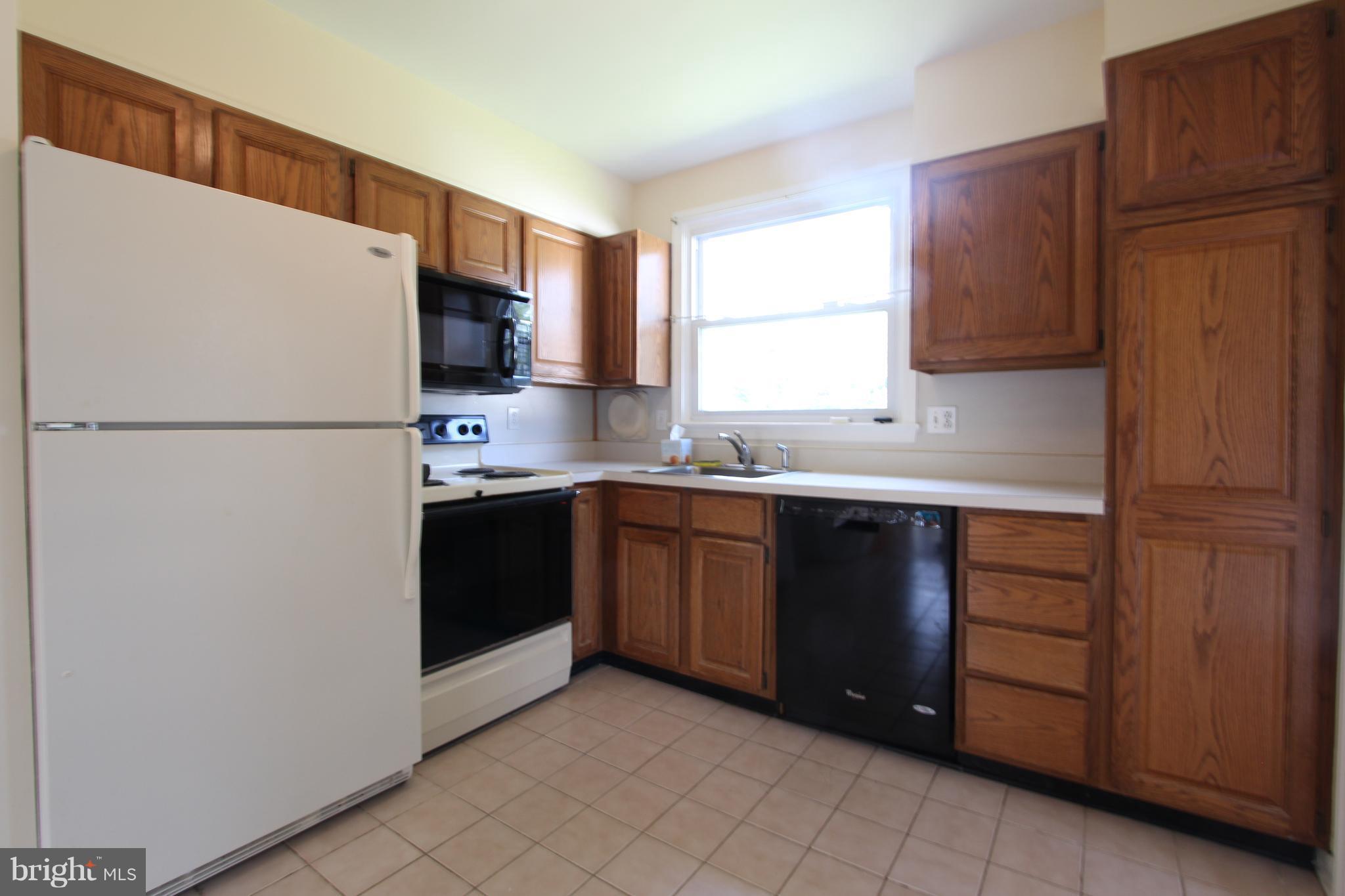 DULANEY VILLAGE - Residential