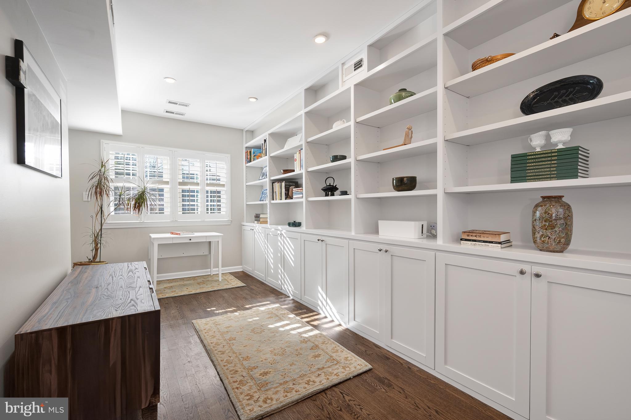 BEVERLEY HILLS - Residential