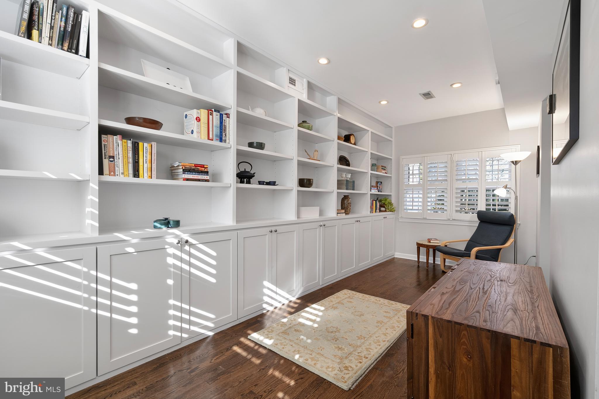 BEVERLEY HILLS - Residential