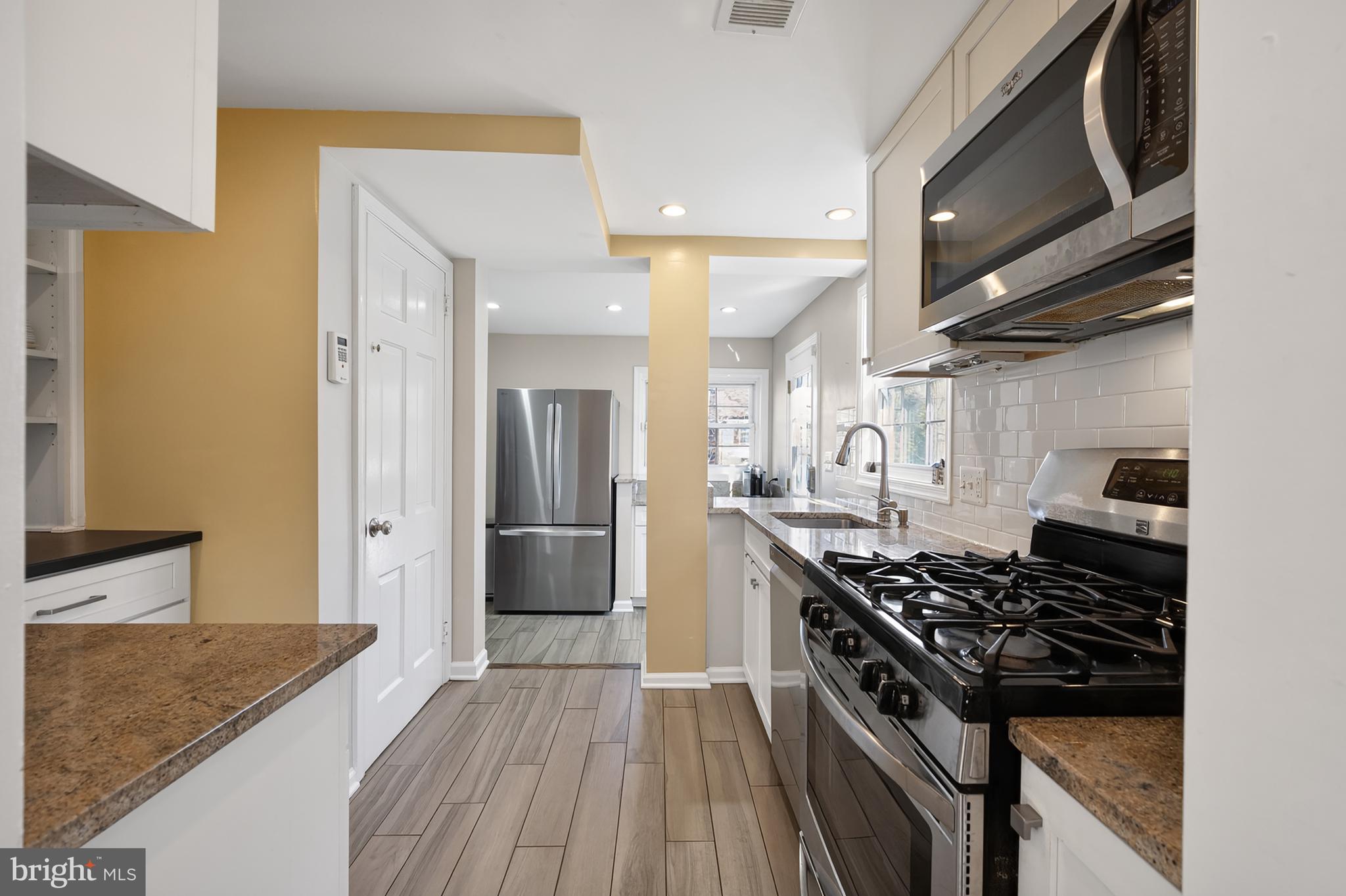 BEVERLEY HILLS - Residential