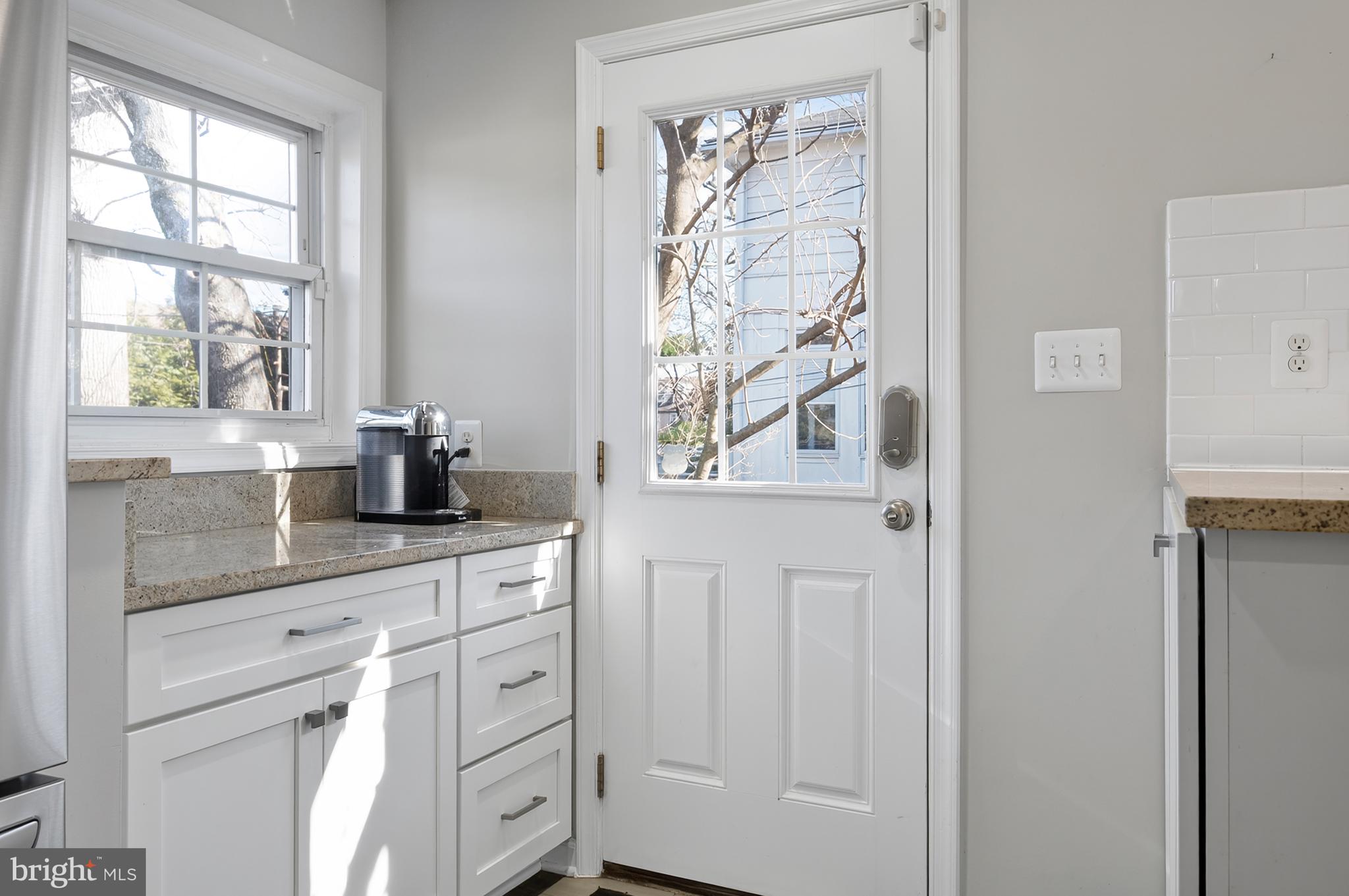 BEVERLEY HILLS - Residential