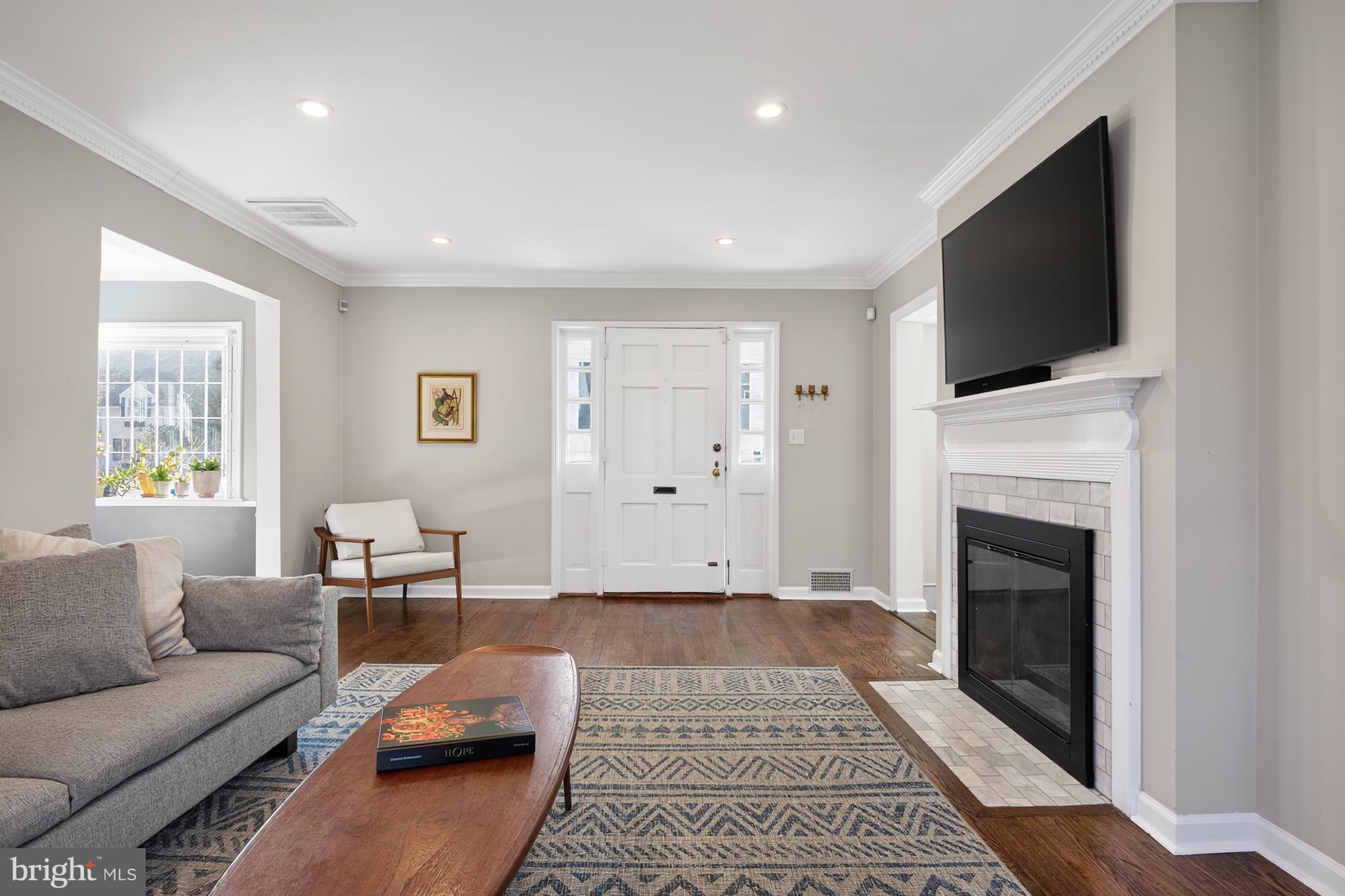 BEVERLEY HILLS - Residential