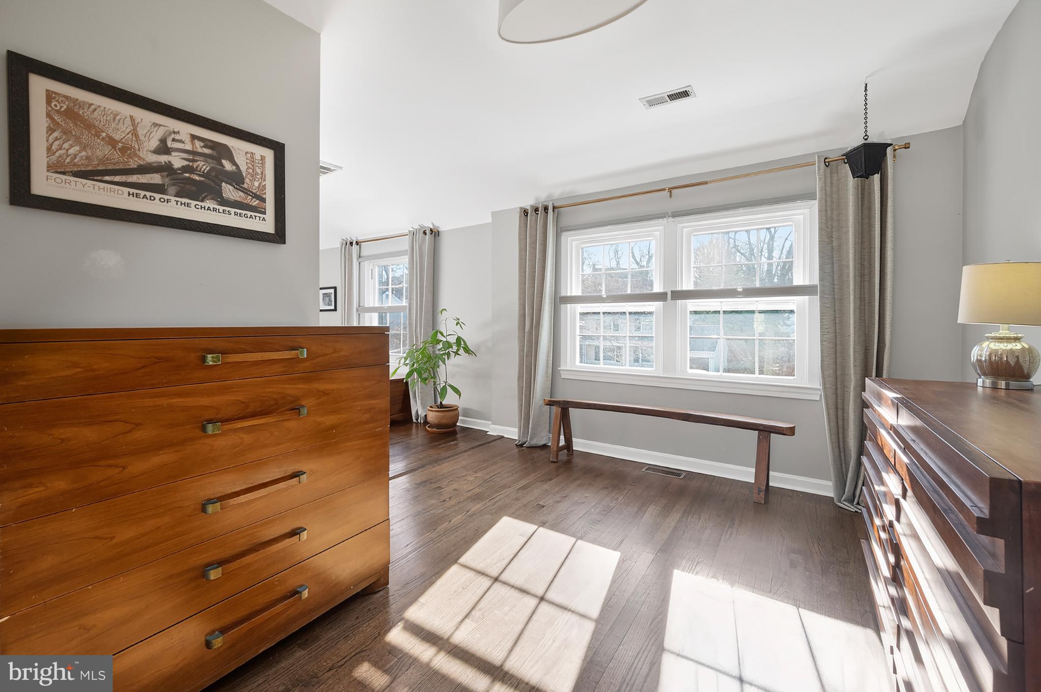 BEVERLEY HILLS - Residential