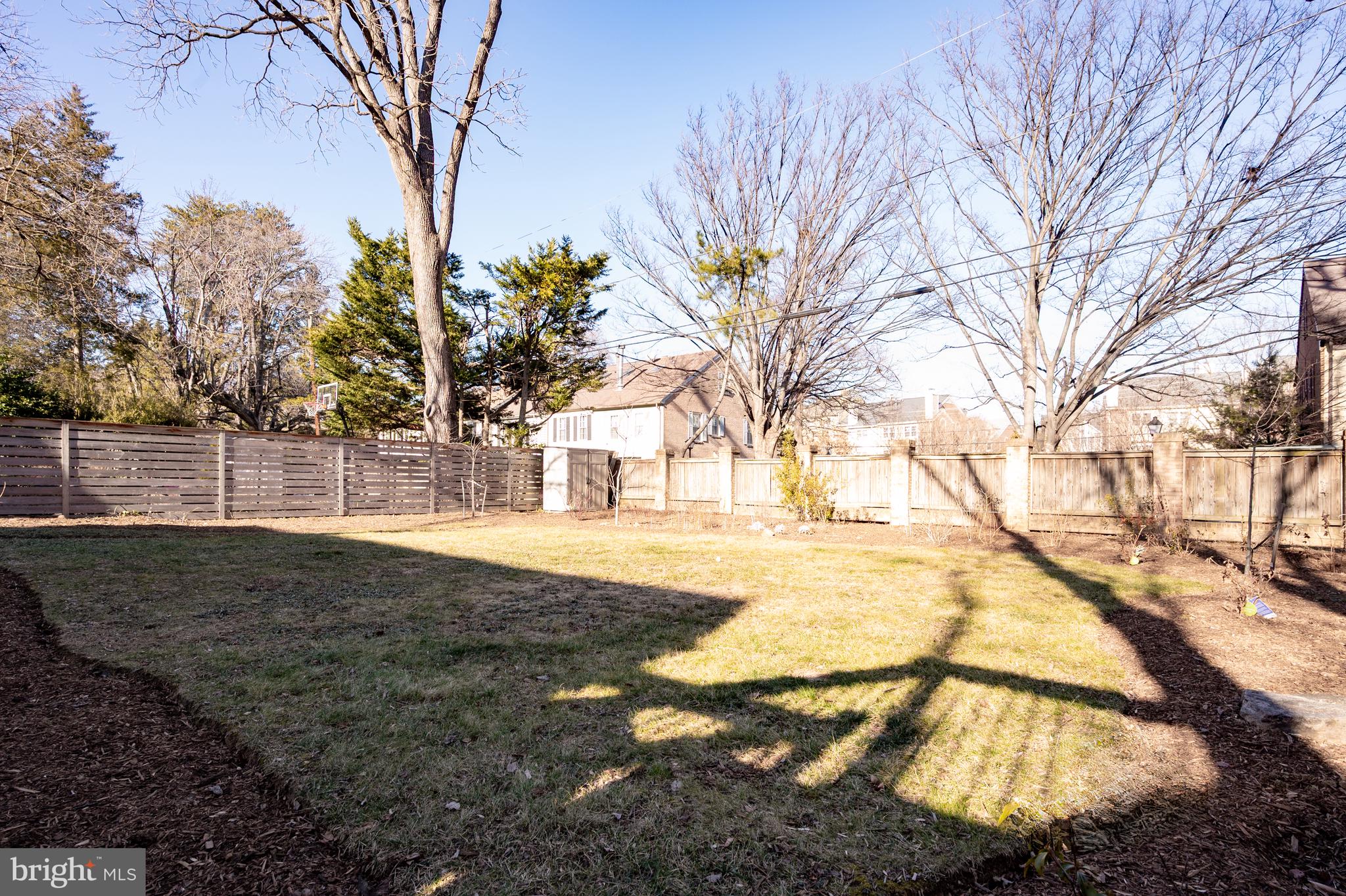 BEVERLEY HILLS - Residential