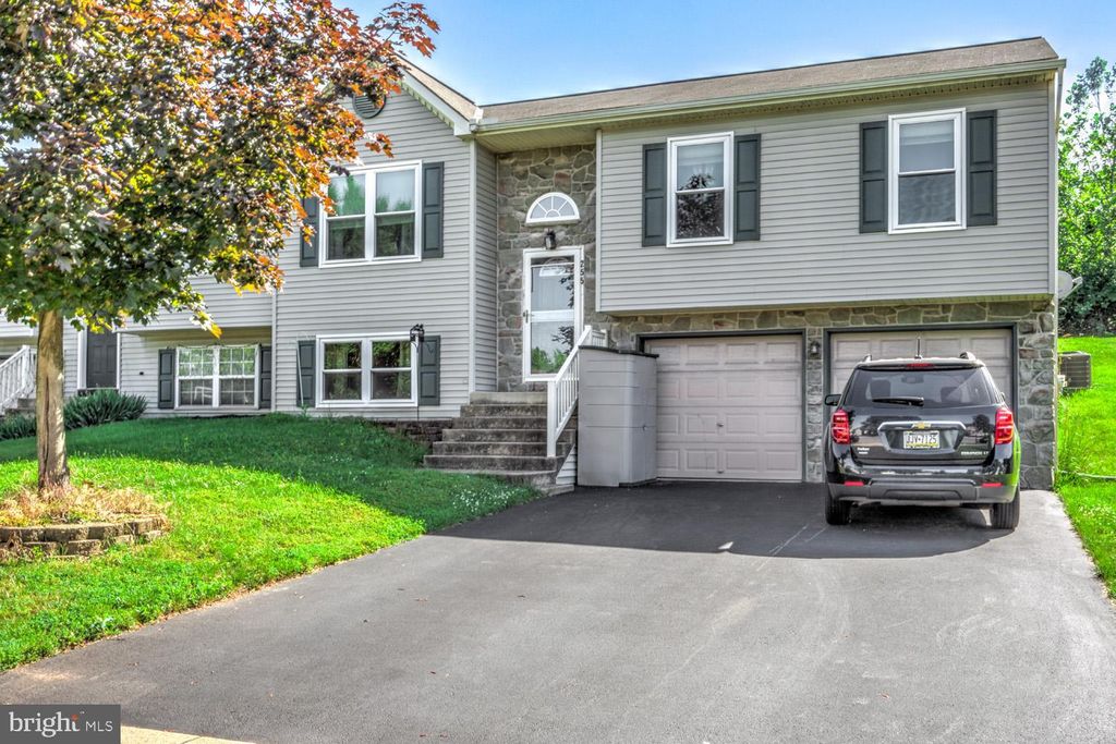 Photo of 255 Beech Street, Denver, PA 17517 (MLS # PALA2052160)