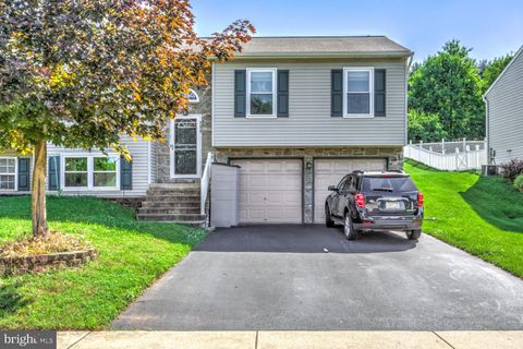 Photo of 255 Beech Street, Denver, PA 17517 (MLS # PALA2052160)